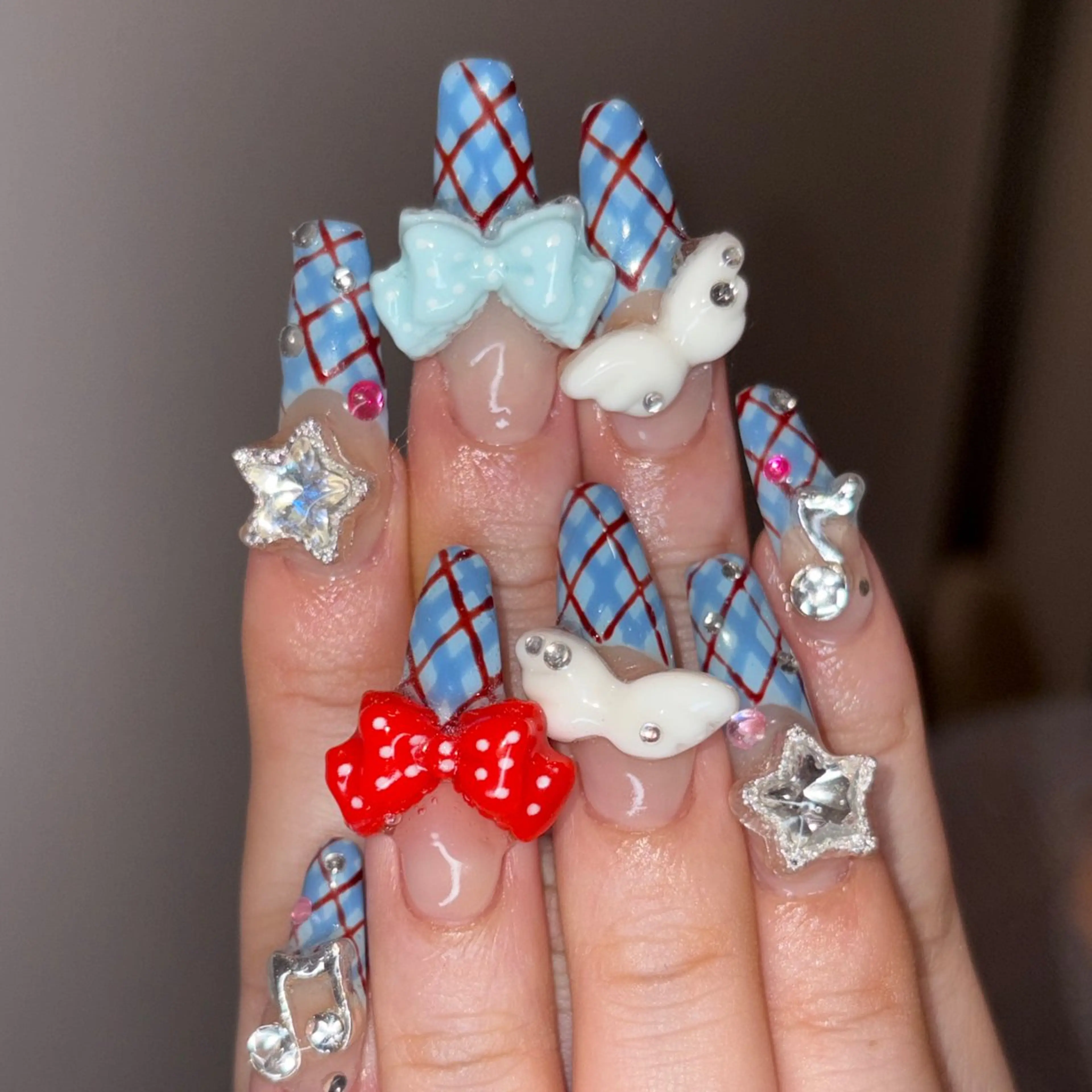 ネイル ハンドネイル 👽個性派ネイル🎀 komachiのネイルデザイン