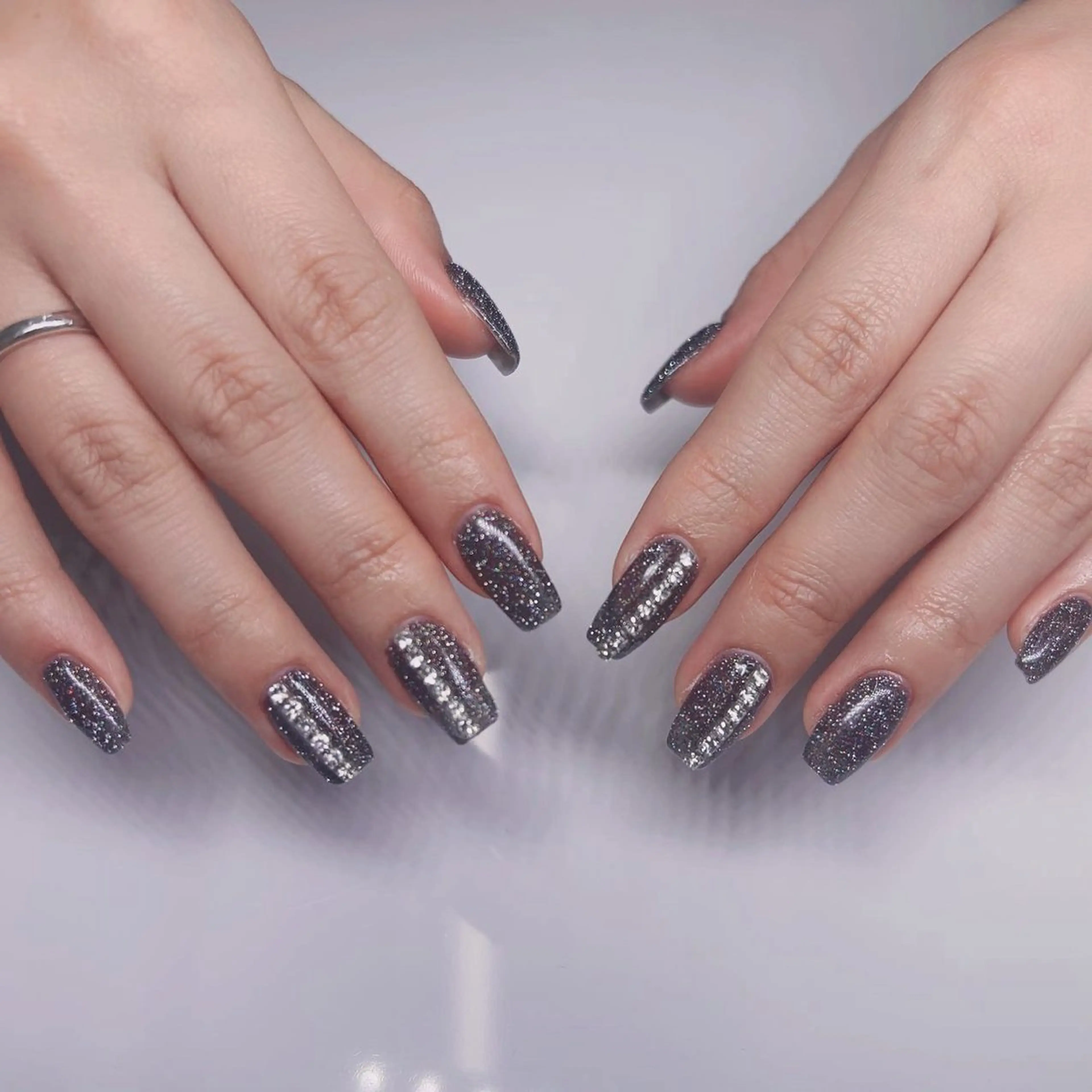 ネイル ワンホンネイル ハンドネイル 長出し専門店🎀 HARO💕Nailのネイルデザイン