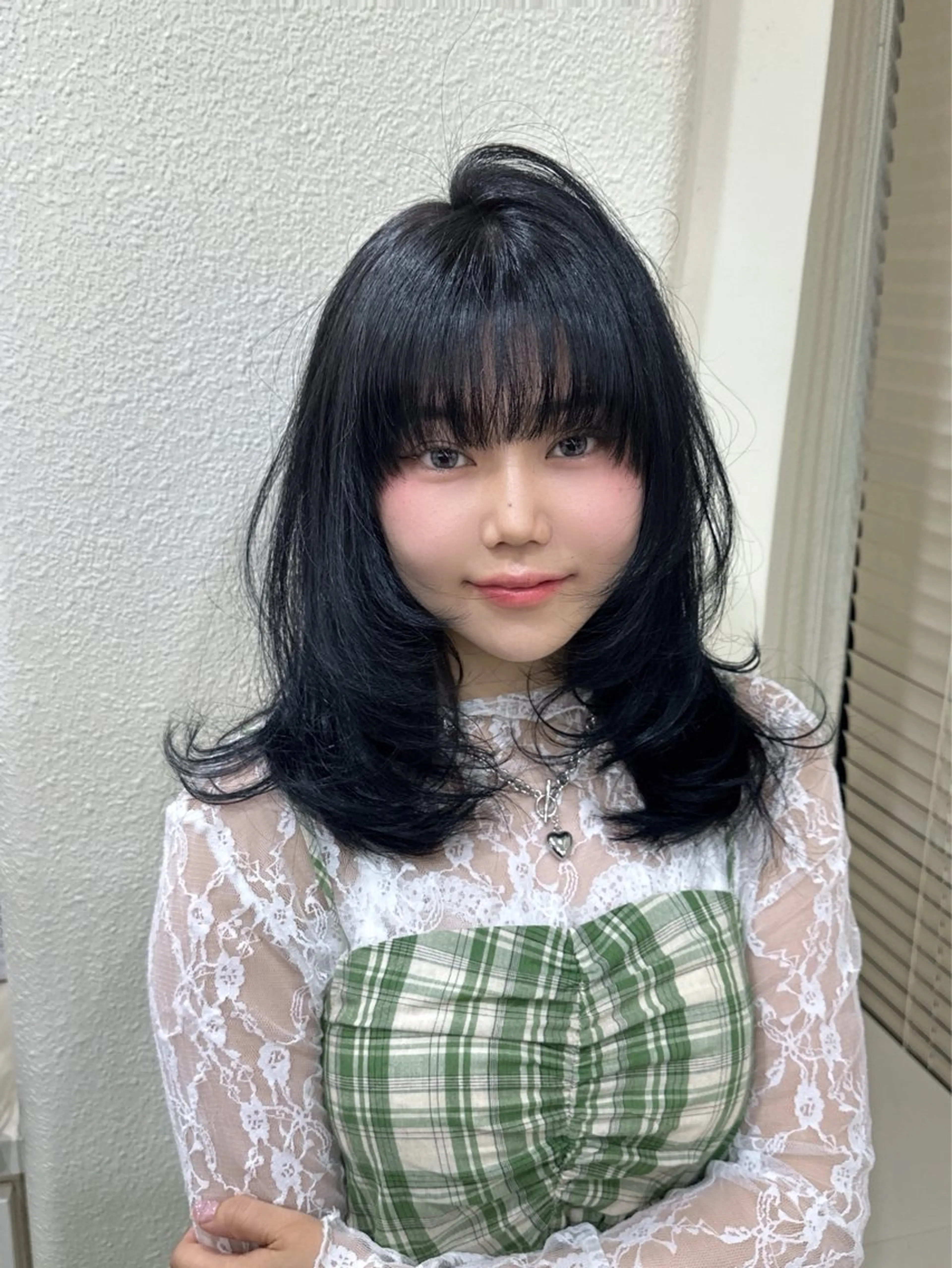 ロング カラー ヘアアレンジ カット ヘアカラー トリートメント ヘッドスパ ヘアセット 🌈艶カラー/ 韓国風レイヤーカットのヘアスタイル