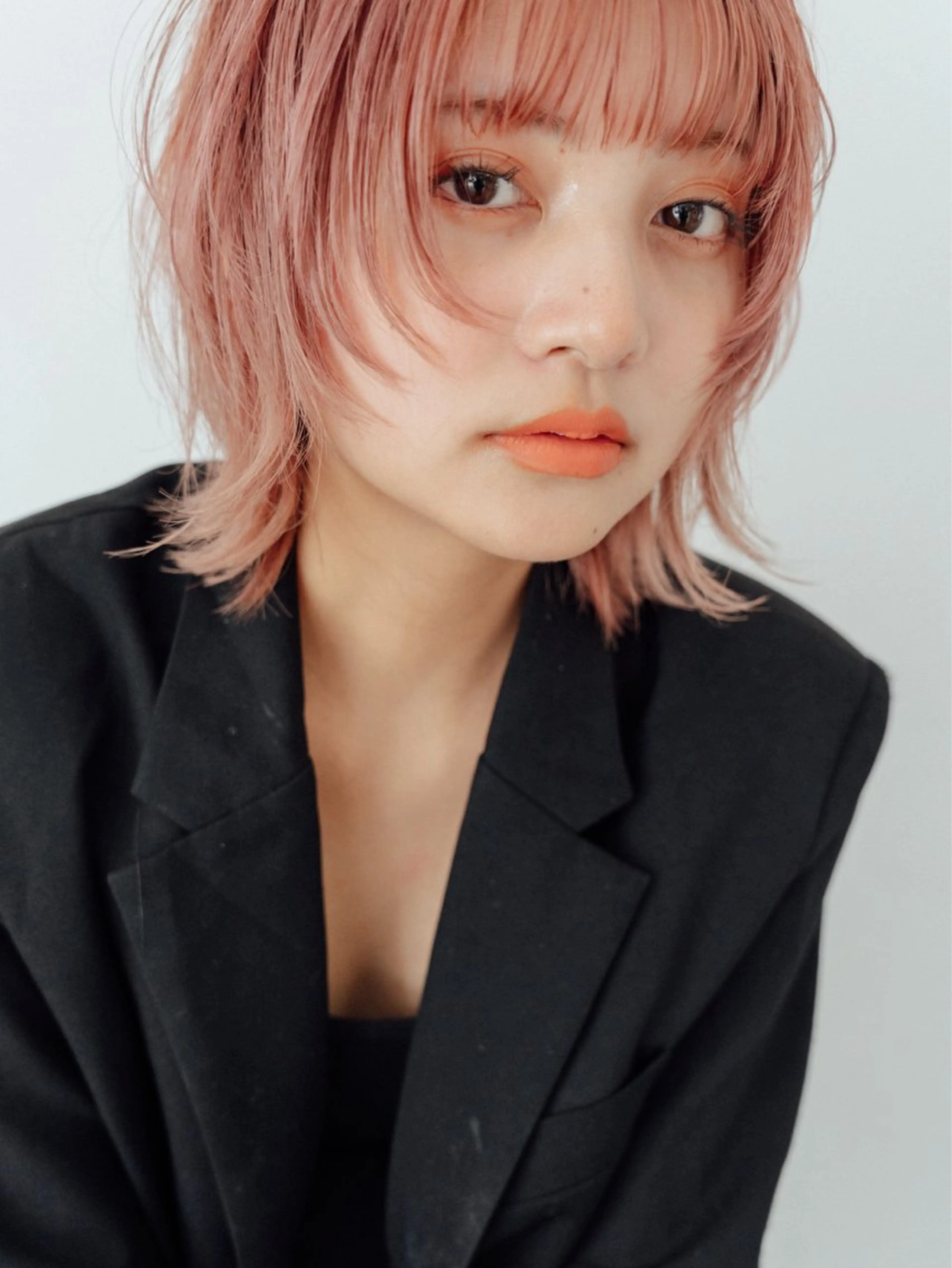 ショート カラー ピンクカラー ホワイトピンク ウルフカット 梅田 illfrere 所属・イルフレール ryuのヘアスタイル