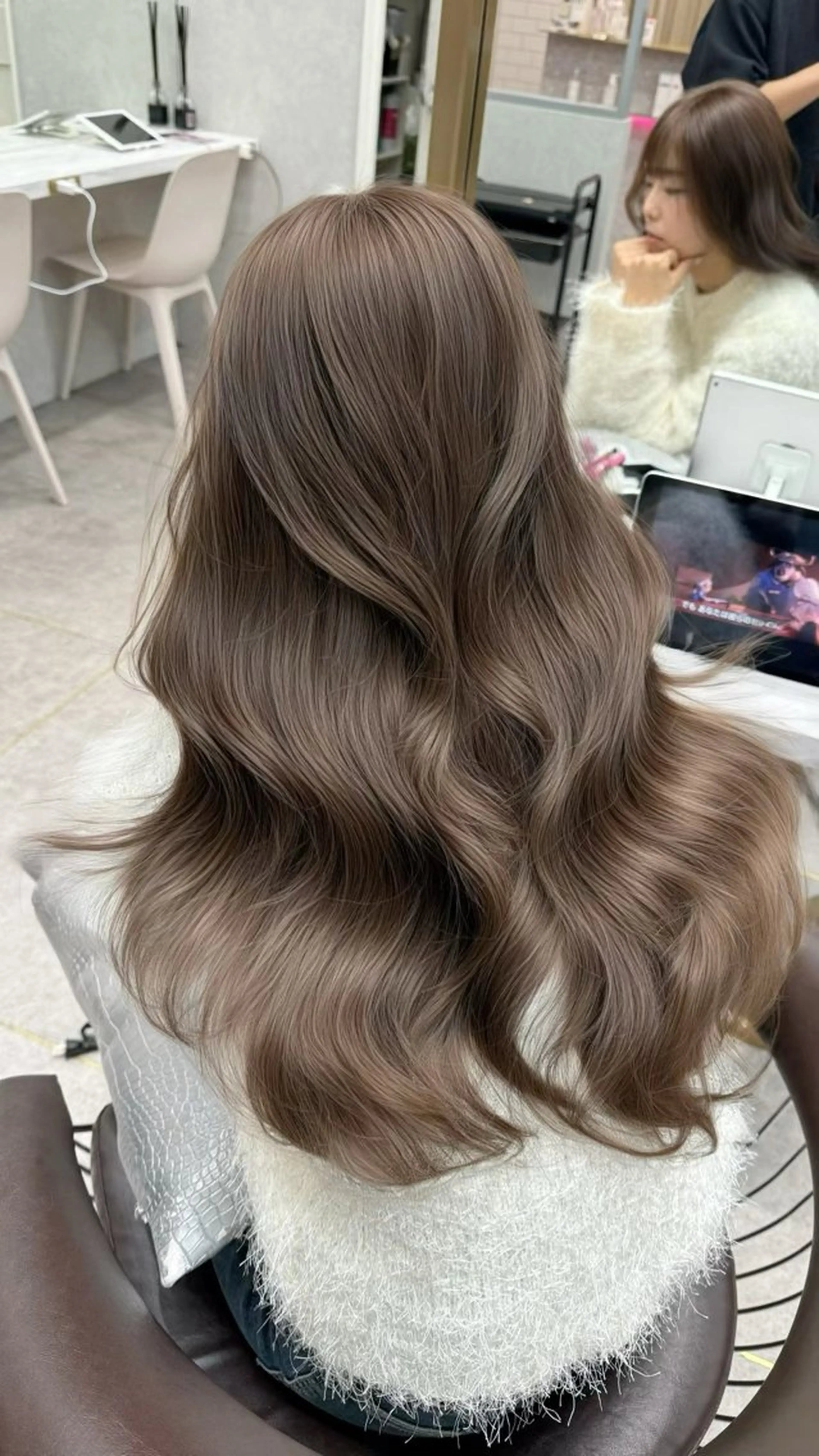 ロング カラー カット ヘアカラー トリートメント ダブルカラー 韓国ヘアKYONのヘアスタイル