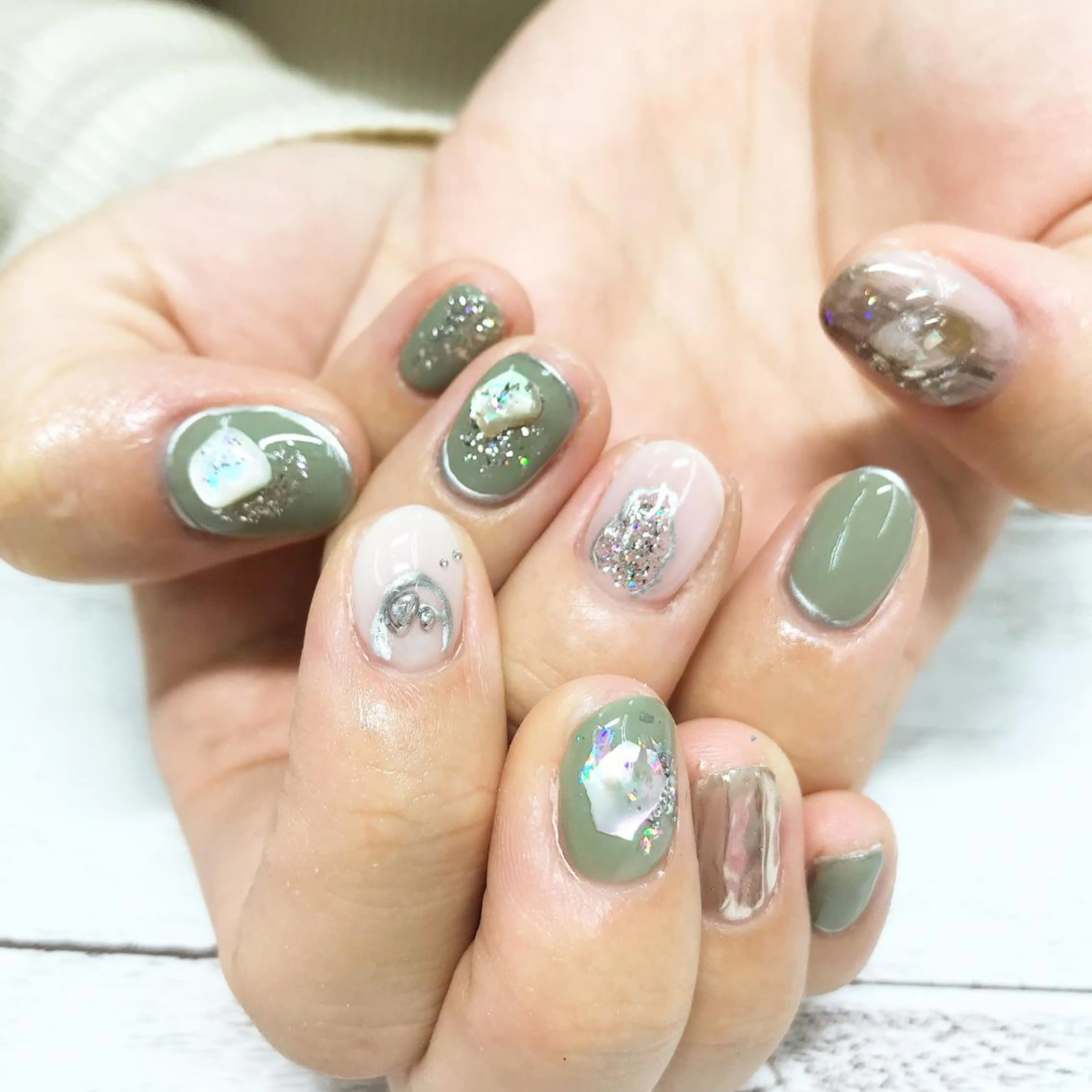 ネイル リラネイル Aikenのネイルデザイン