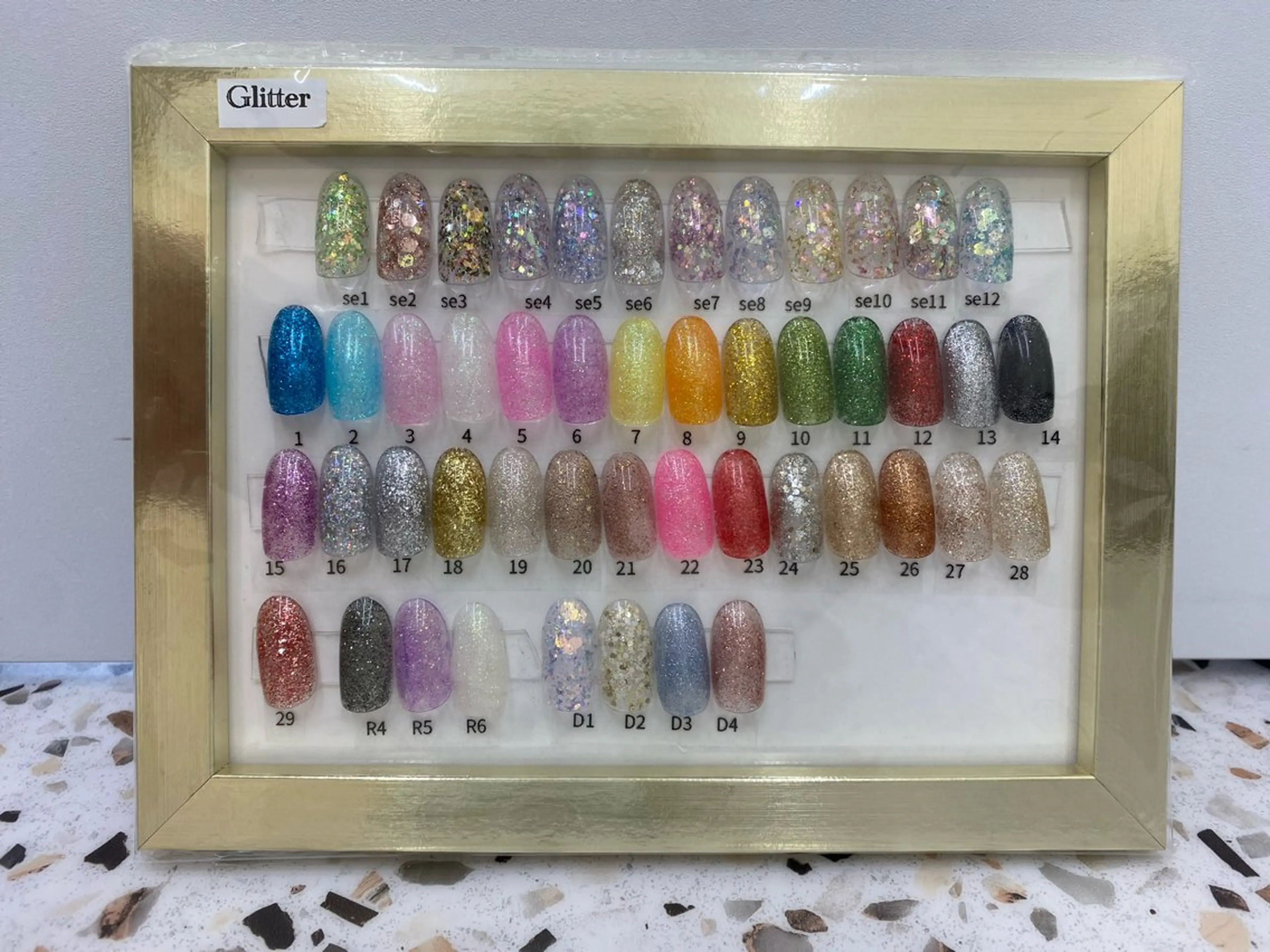 ネイル le rue MIKAのネイルデザイン