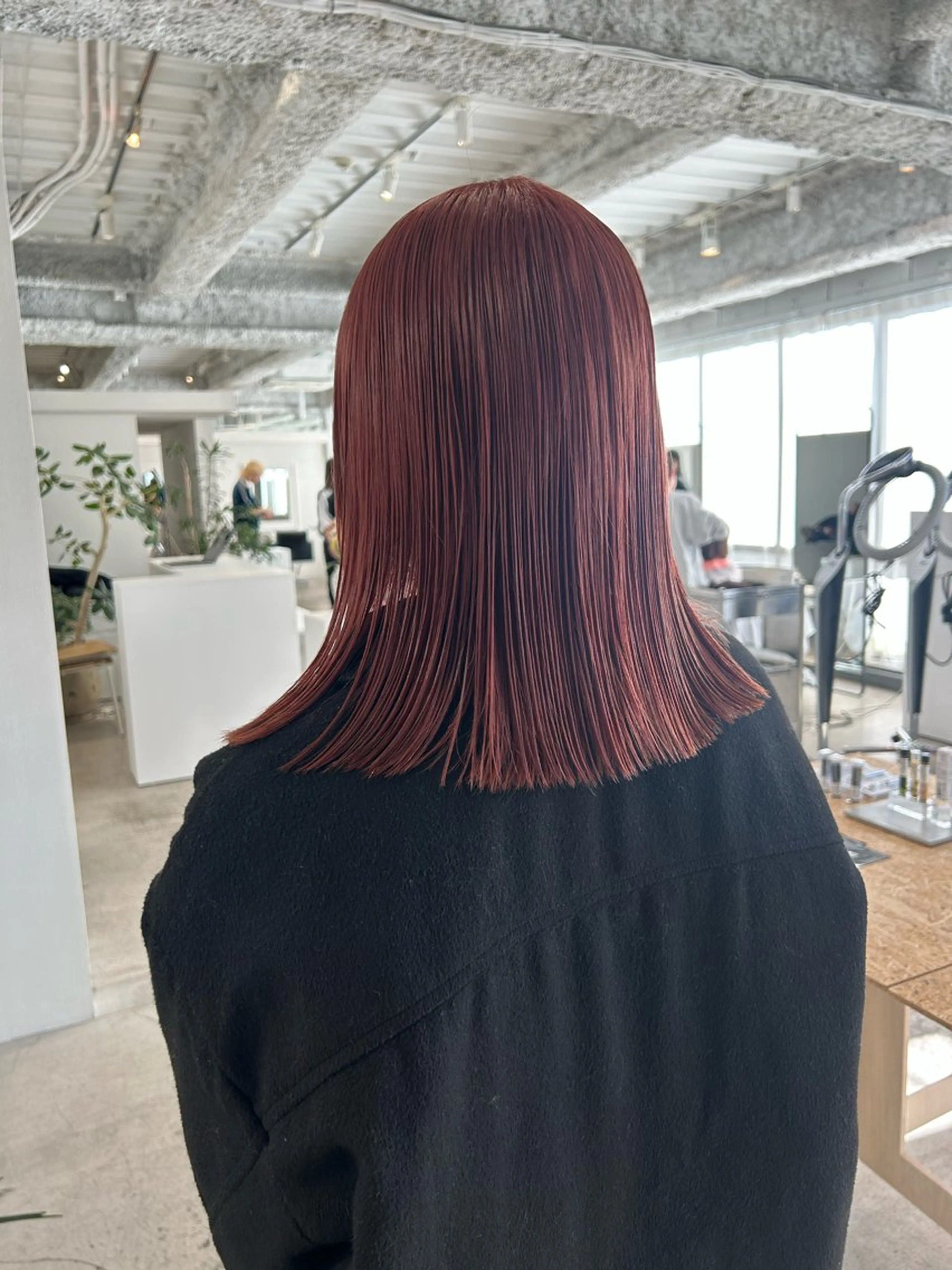 ミディアム トリートメント カット ヘアカラー 宇佐美佳／レイヤー /縮毛矯正のヘアスタイル