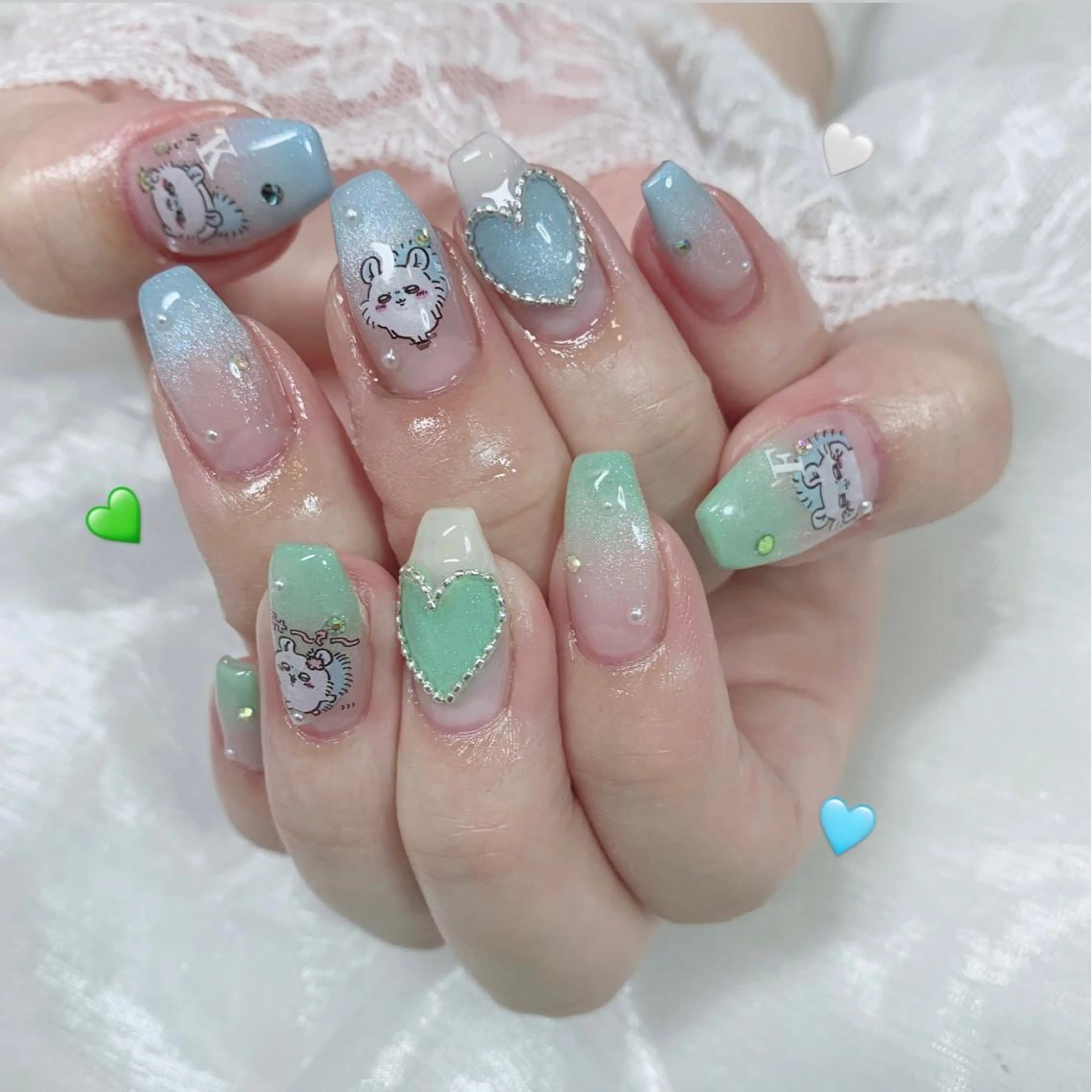 ネイル アートネイル ハート ハンドネイル La neige* yuki 🥯🍑のネイルデザイン