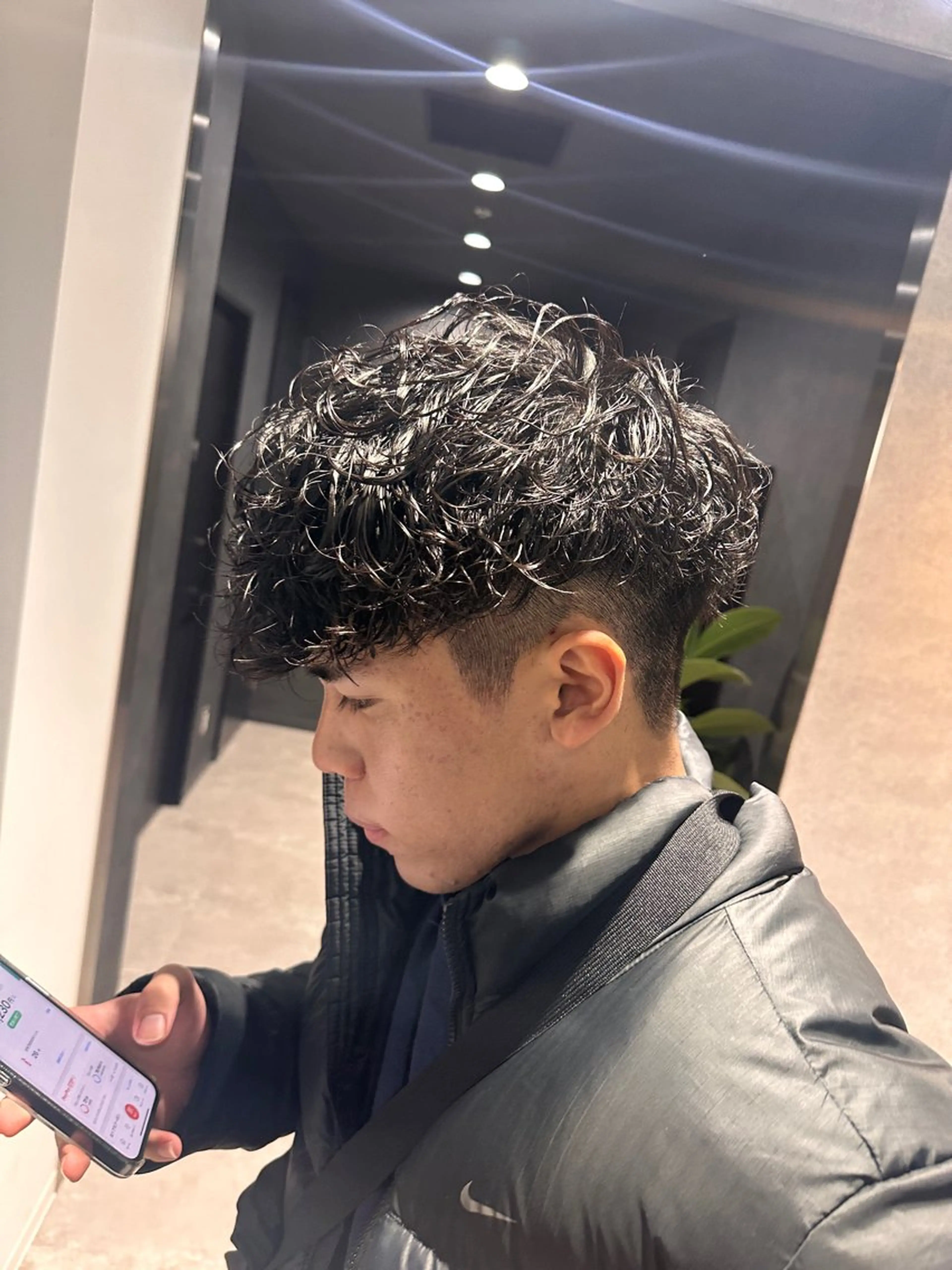 ショート パーマ メンズ 渋谷駅から徒歩1分 BLUCKメンズヘアのヘアスタイル
