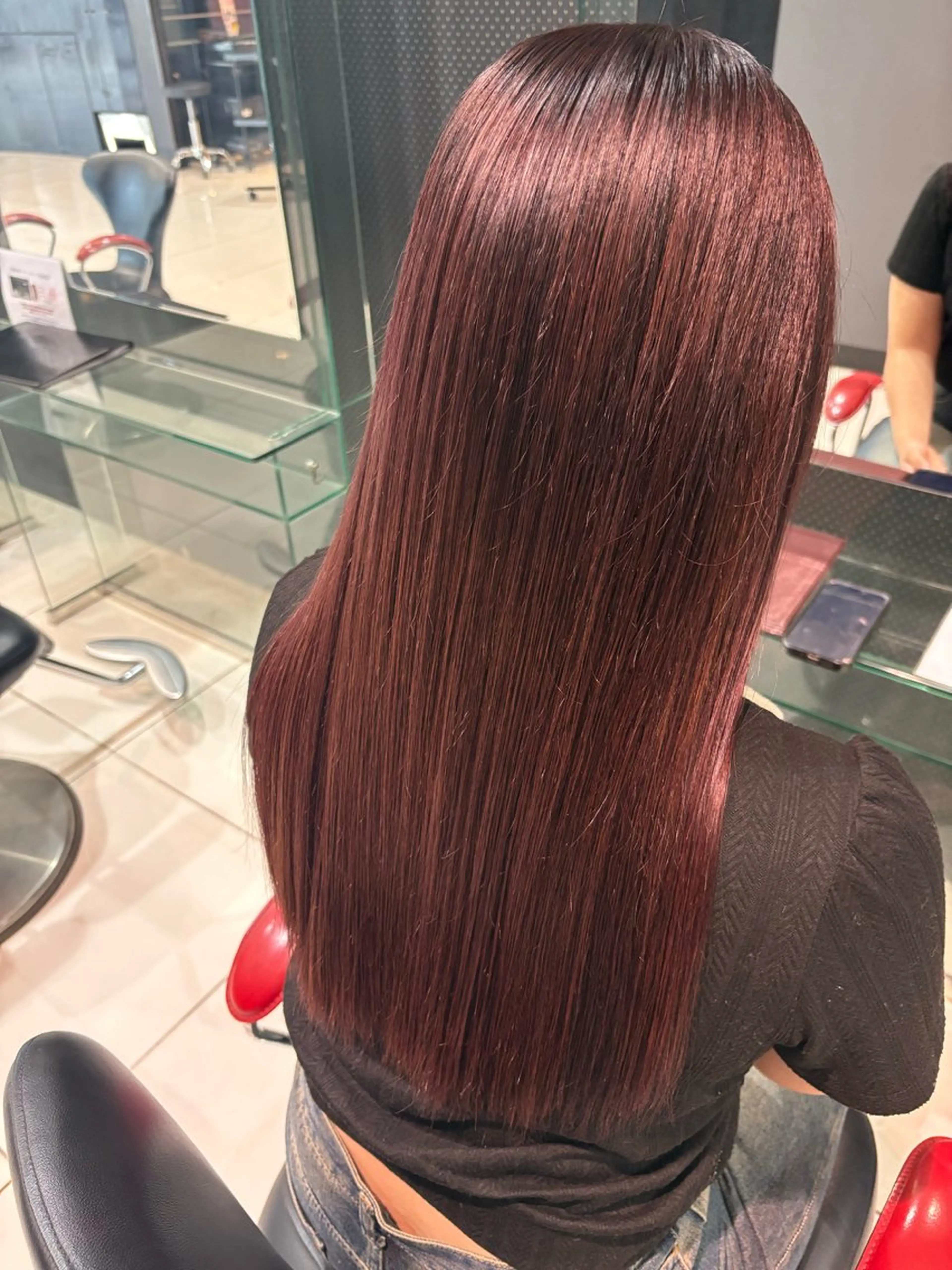 カラー ヘアカラー トリートメント HAIR＆MAKE EARTH四日市店所属・松葉 小春のヘアスタイル