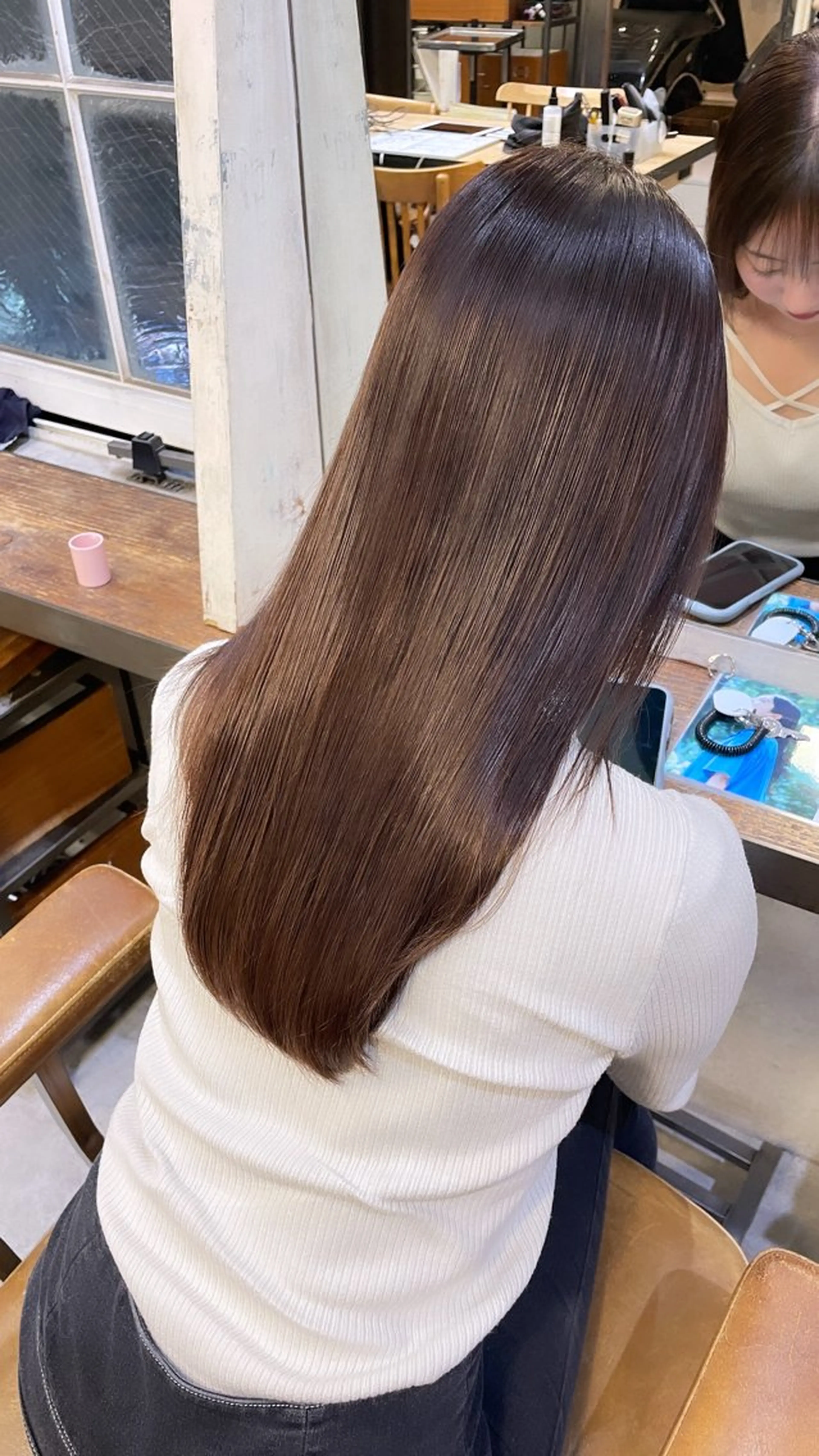 セミロング トリートメント ブリーチ＆縮毛矯正 🧸ともき🧸のヘアスタイル