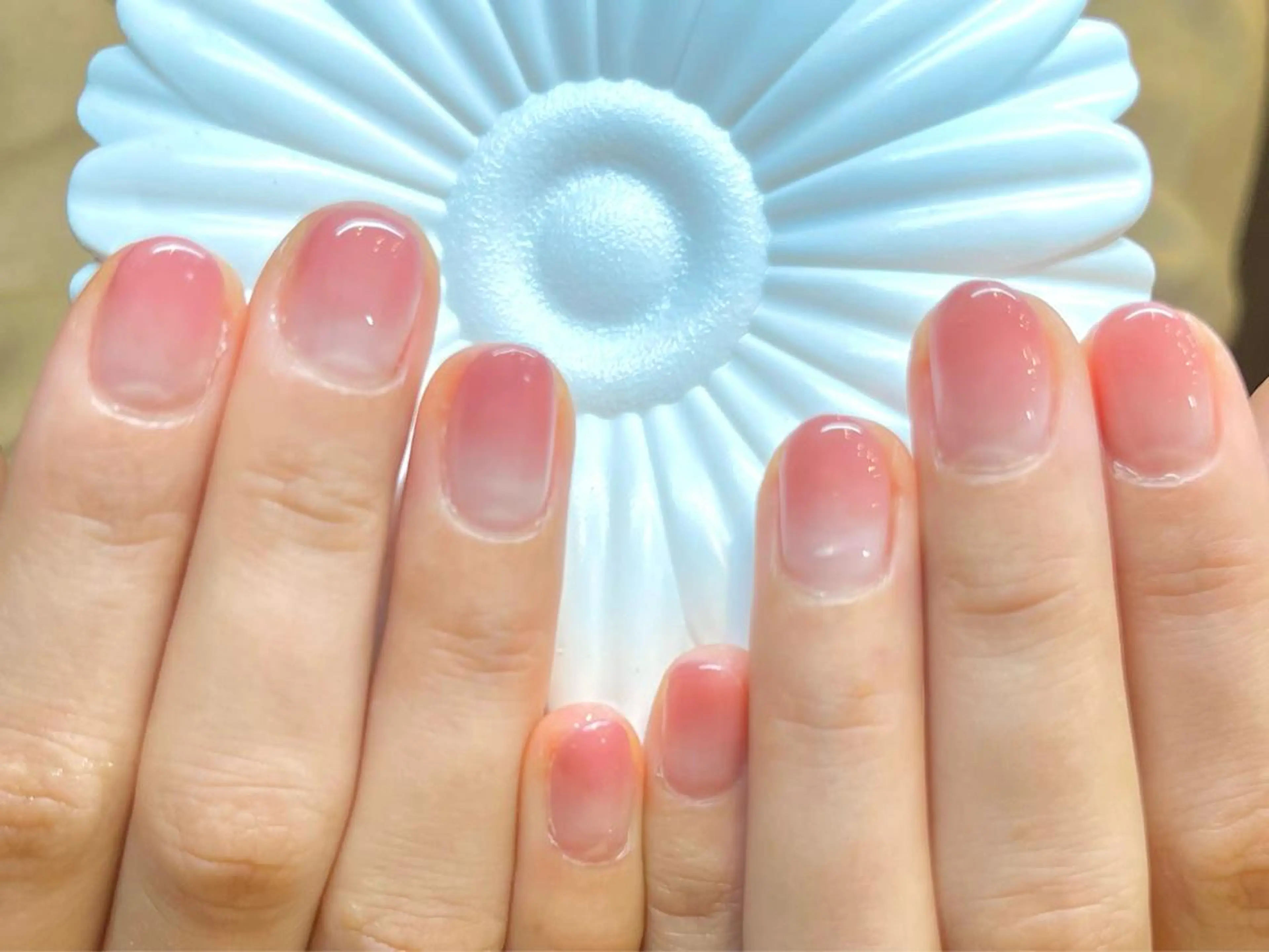 ショート カラー ネイル アートネイル オフィスネイル ワンカラーネイル ショートネイル ネイルサロン リリーブランシュ所属・森 瑞紀のネイルデザイン