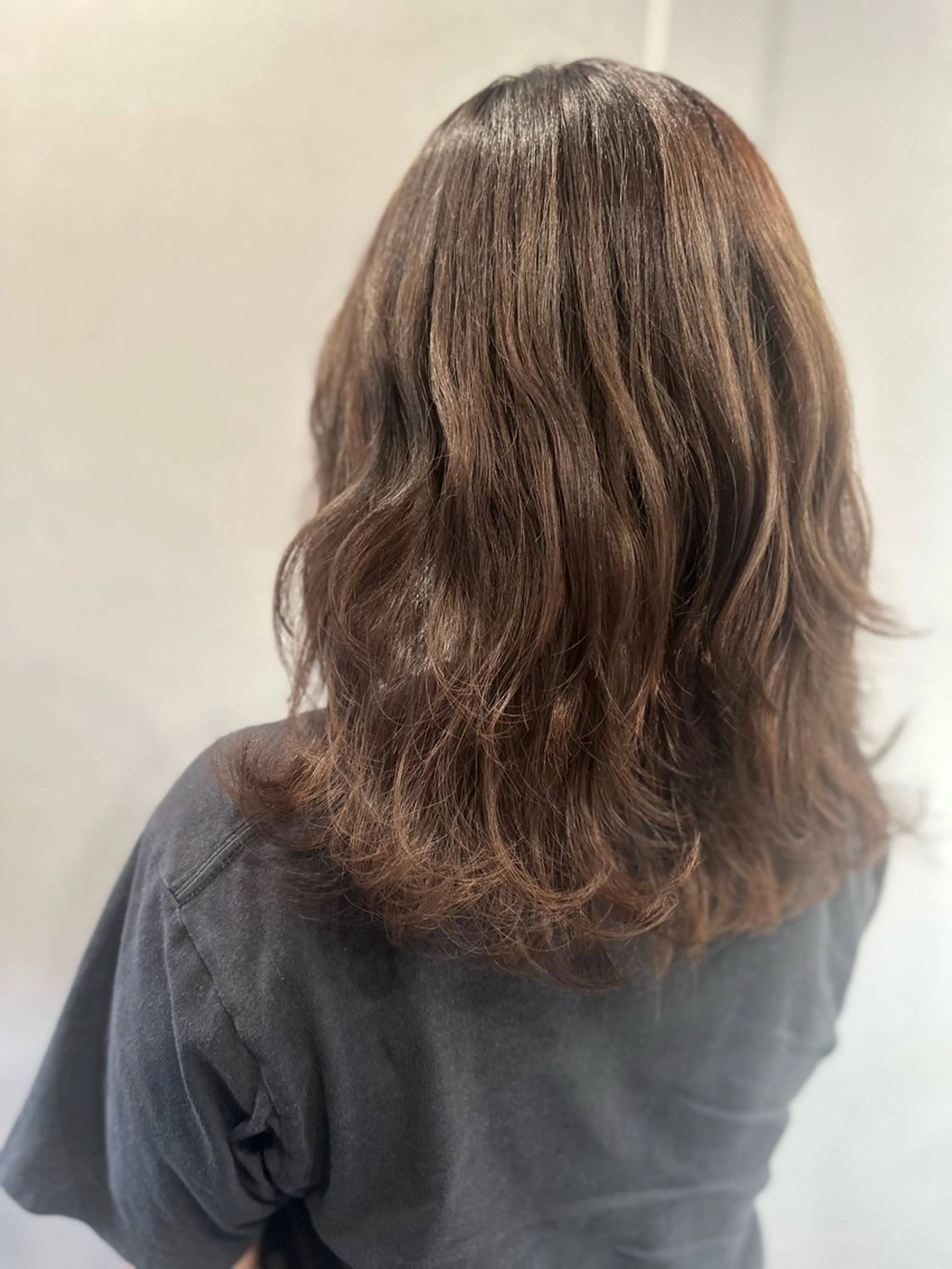 ミディアム カラー カット ヘアカラー トリートメント K Harukaのヘアスタイル