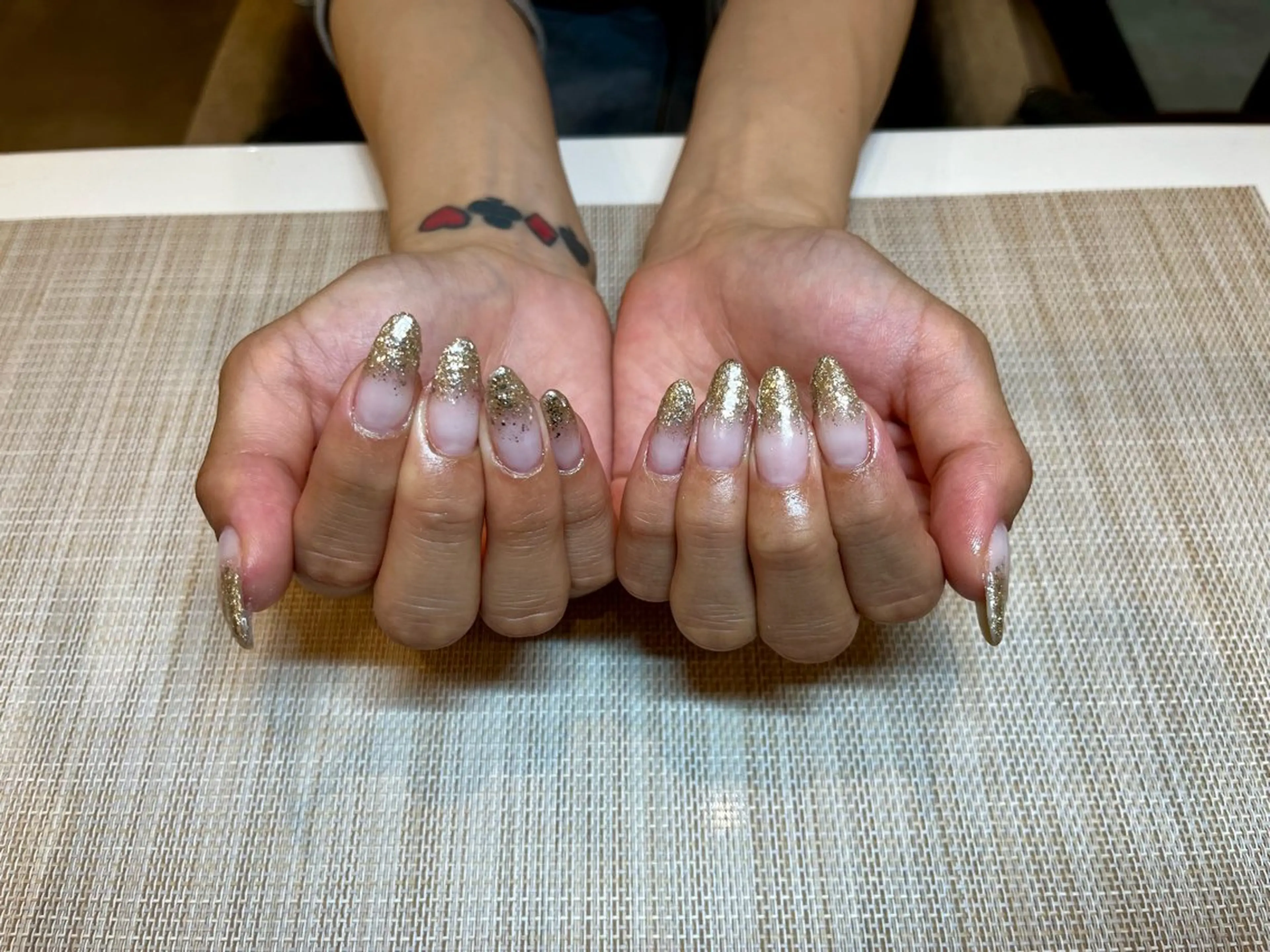 ネイル ラメ(グリッター) ラメグラデーション N's Nailのネイルデザイン