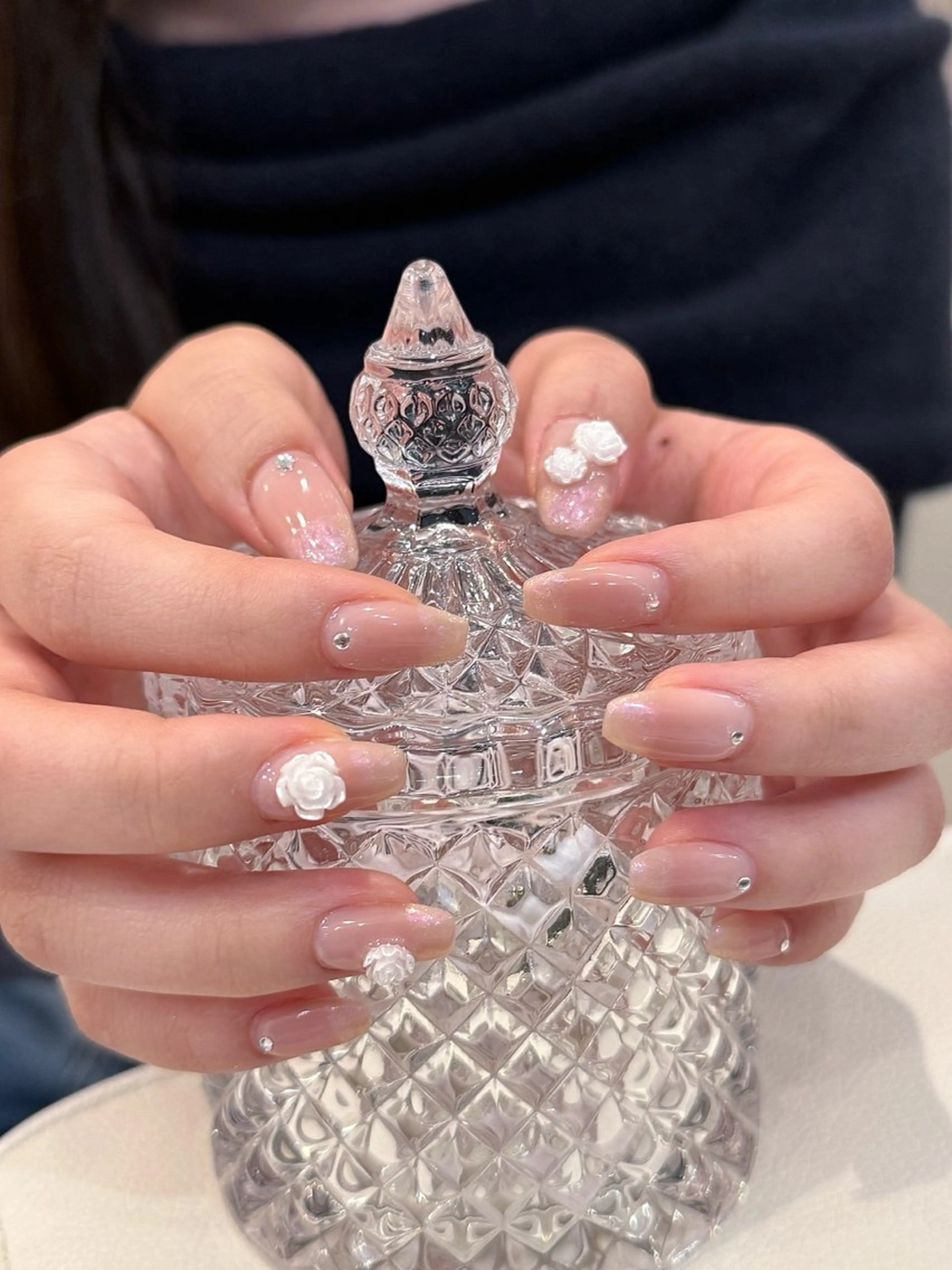 ネイル オーロラネイル チークネイル フレンチネイル ガラスフレンチ グラデーション ハンドネイル H&Bsalon カイのネイルデザイン