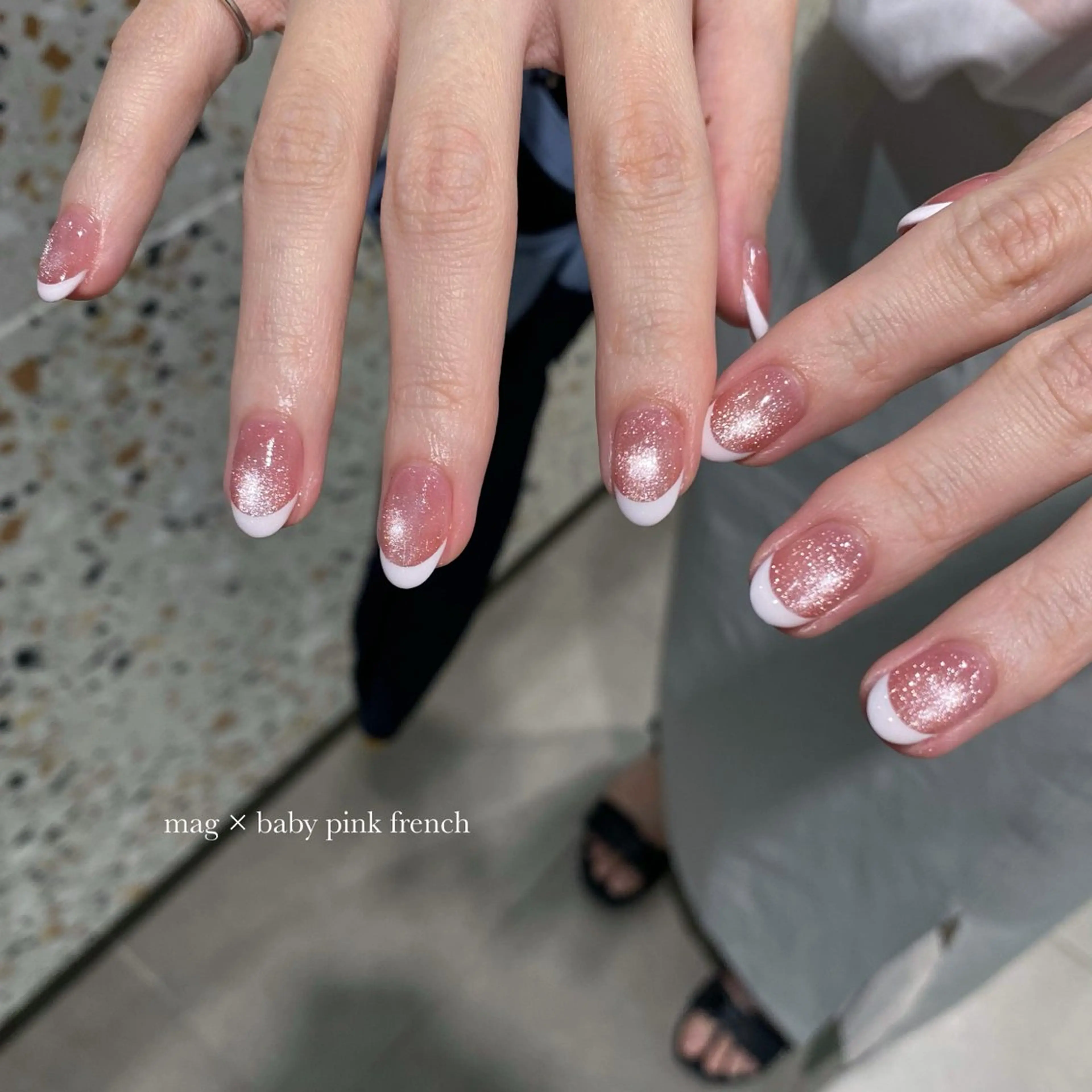 ネイル マグネットネイル ハンドネイル WAVY airiのネイルデザイン