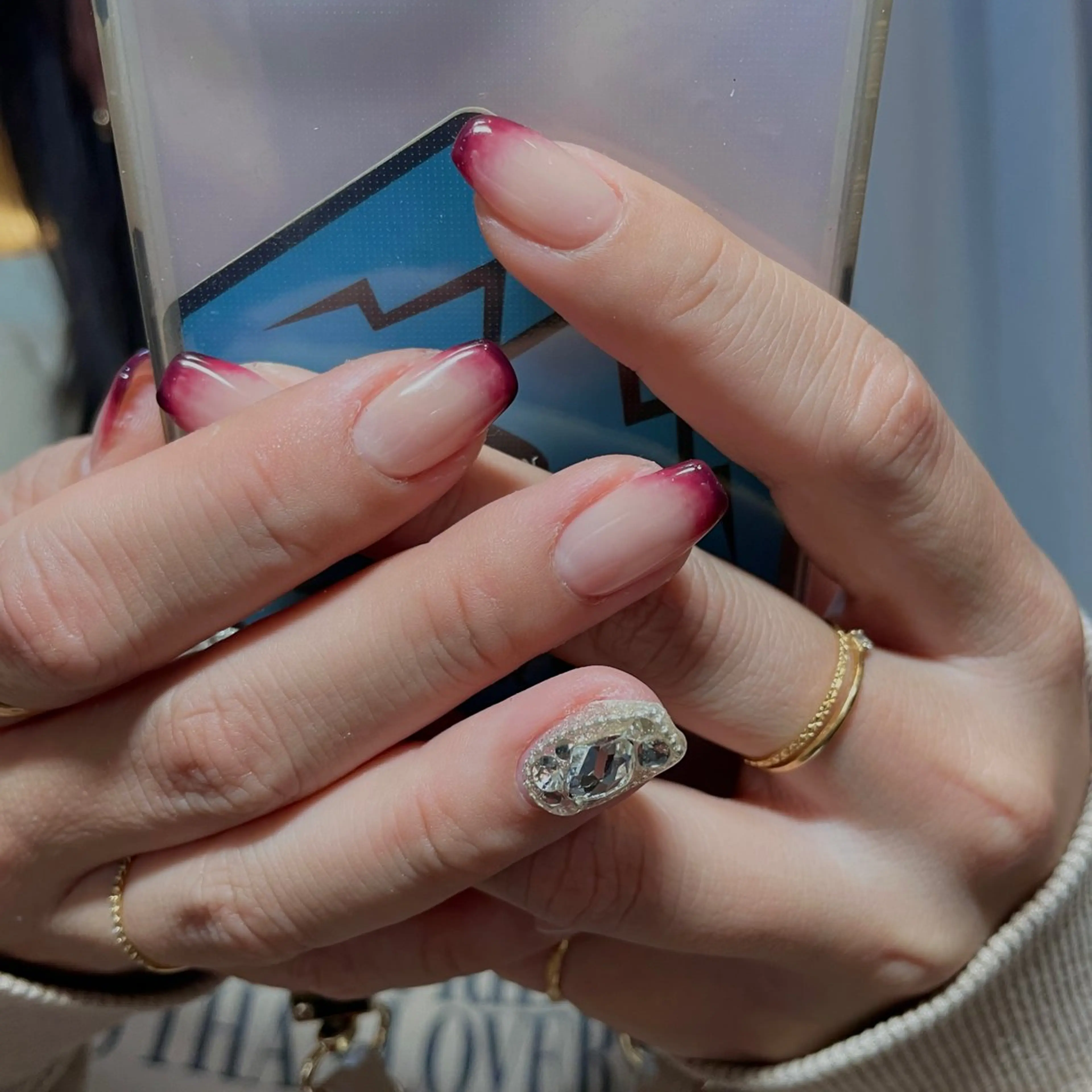 ネイル ボルドー フレンチネイル グラデーション パープル シンプルネイル ハンドネイル acs.n所属・ネイル，耳つぼ 風間すみれのその他イメージ