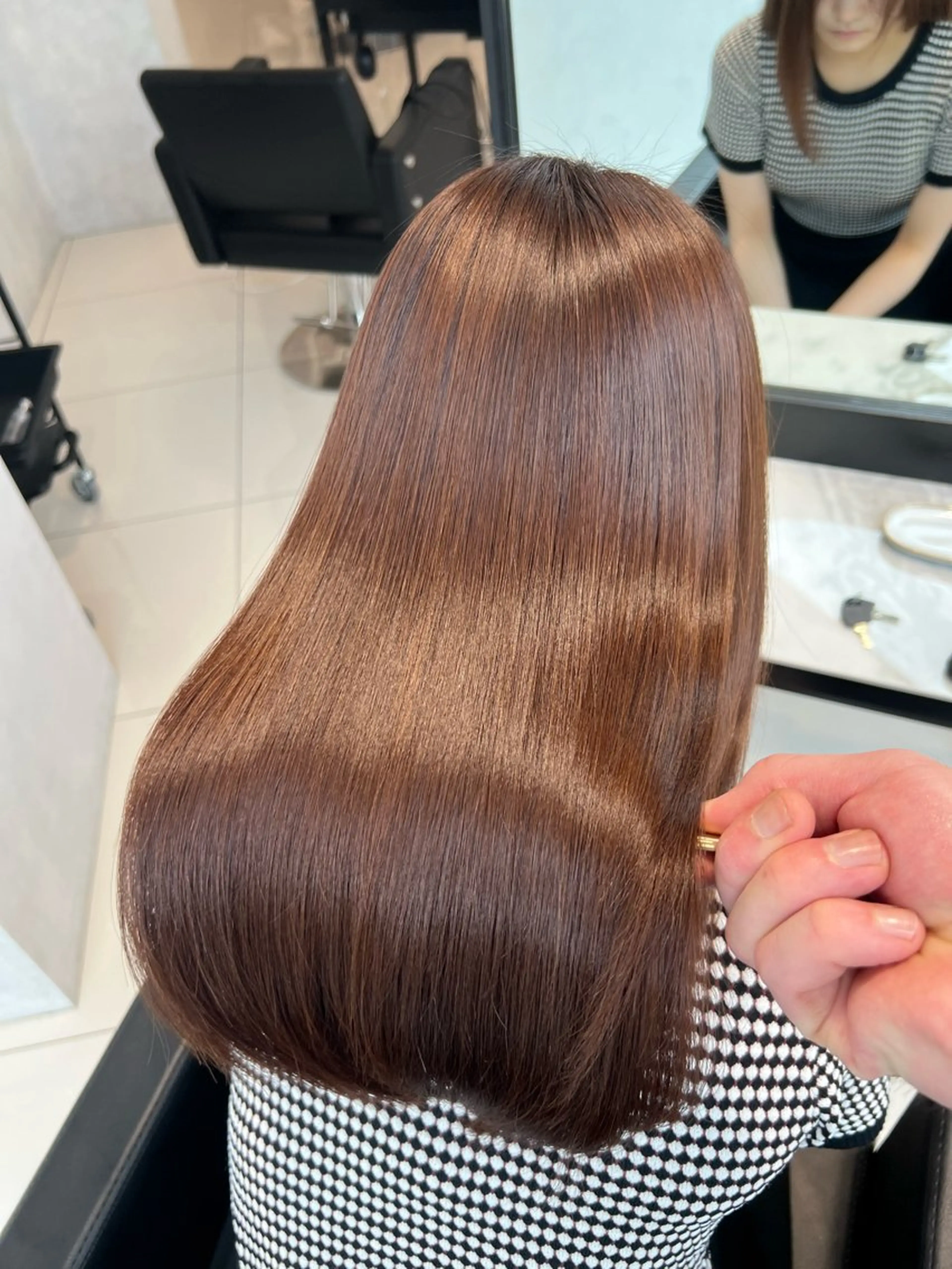 セミロング カット 縮毛矯正 トリートメント ヘッドスパ ✨髪質改善✨美髪 矯正🫧小泉のヘアスタイル
