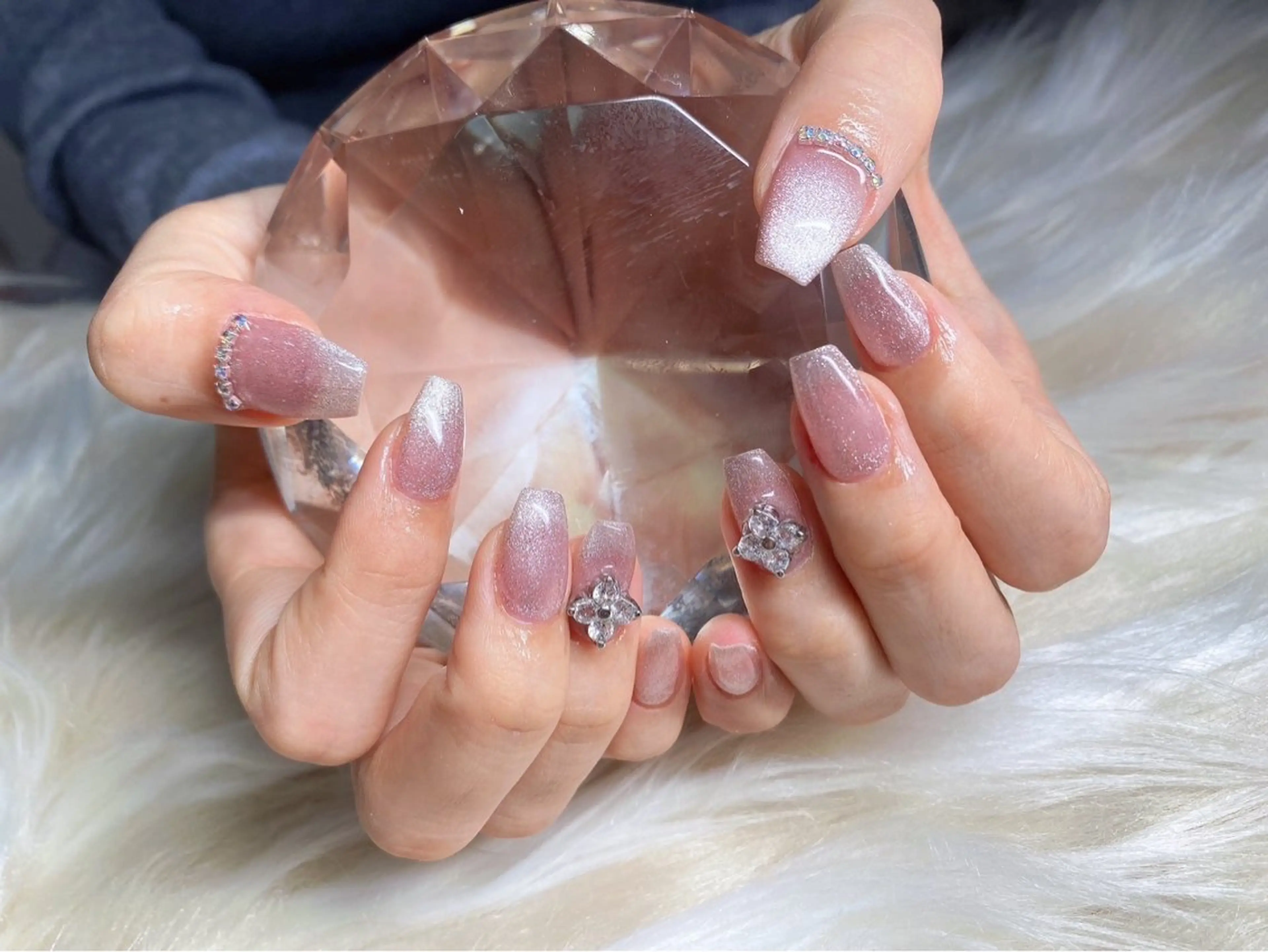 ネイル 長さ出し フレンチネイル ジェルネイル グラデーション 韓国ネイル ハンドネイル Nail&eye Belire 新宿のネイルデザイン