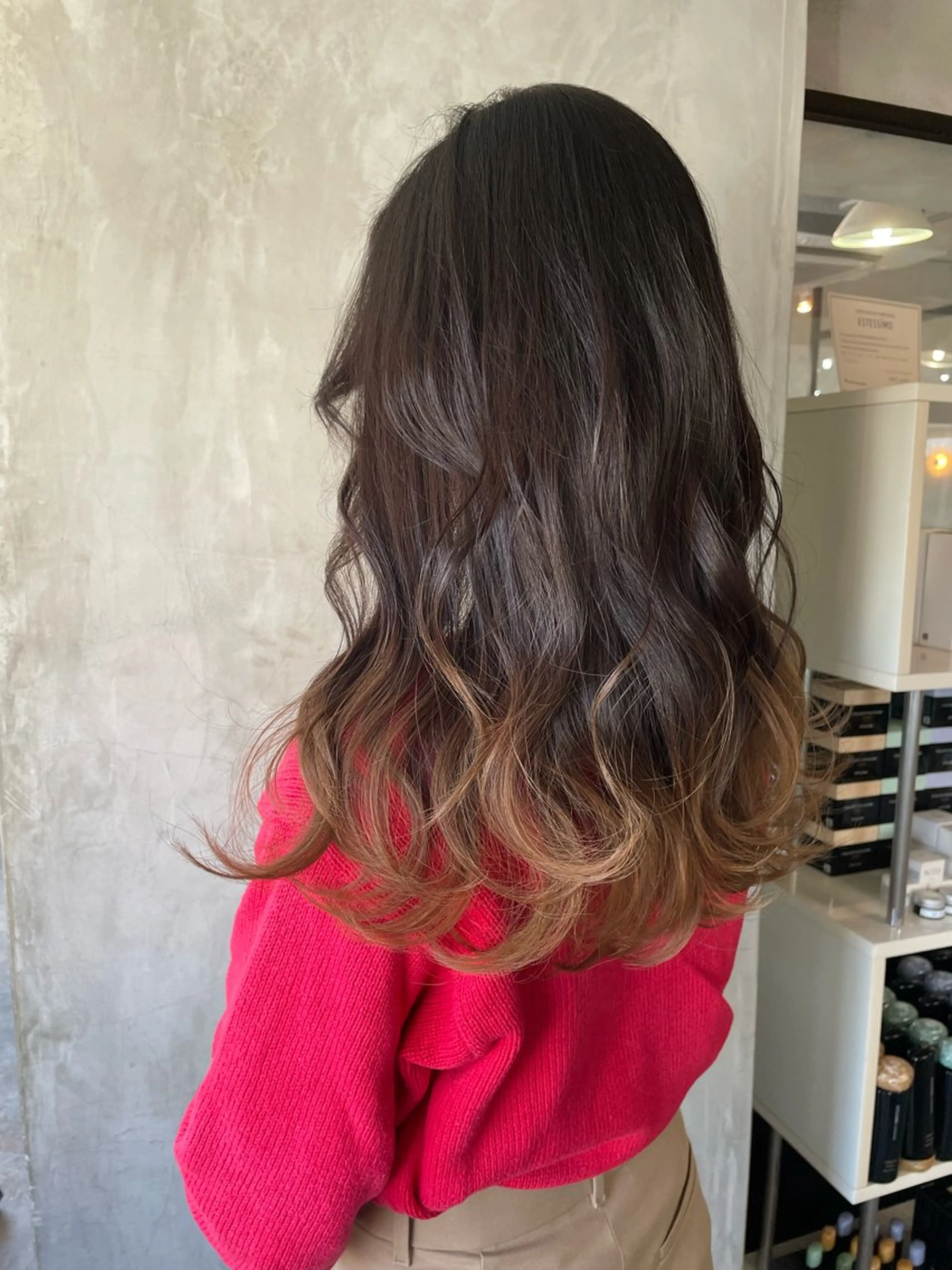 セミロング ヘアカラー 横山 奈央のヘアスタイル