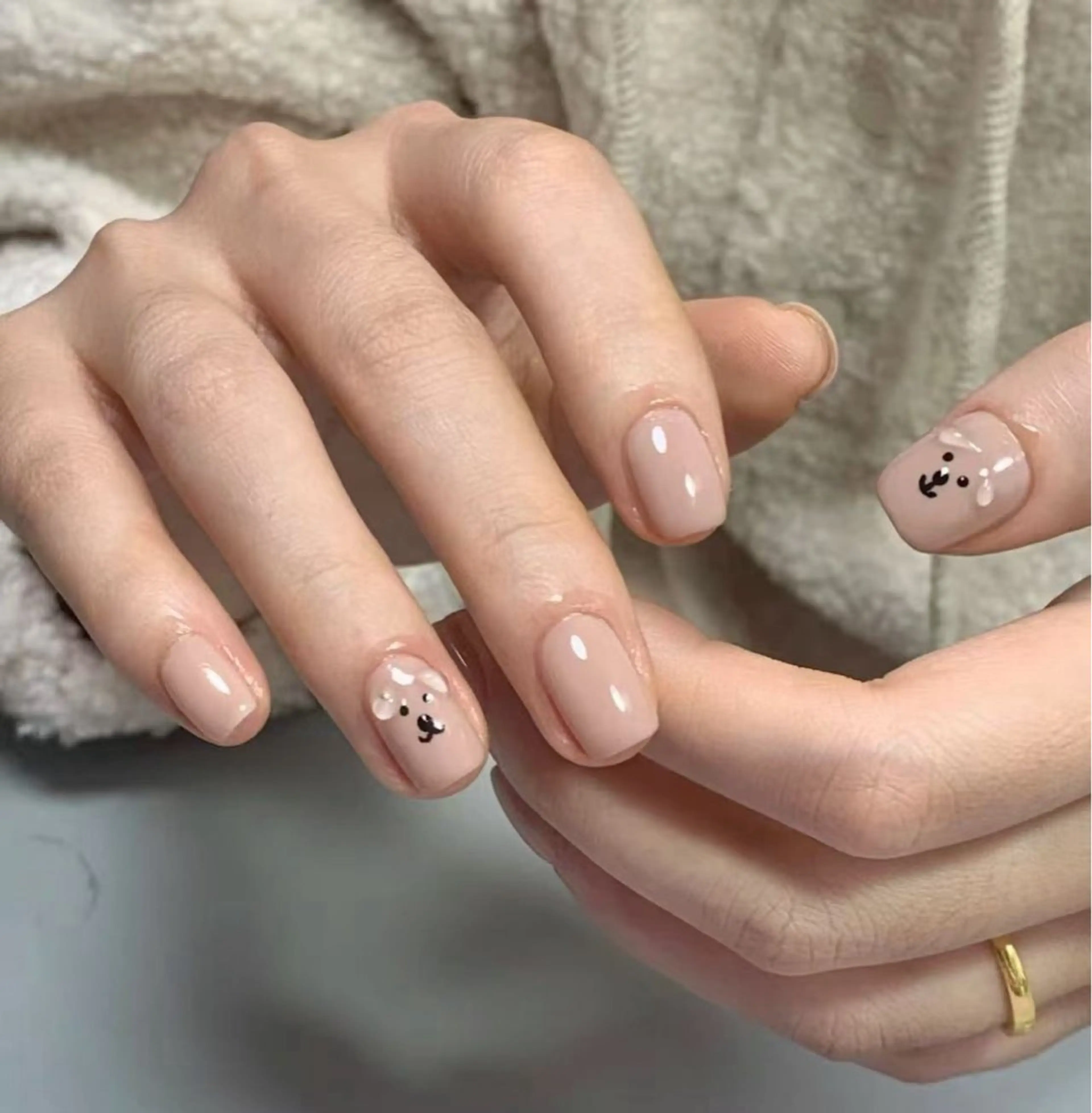 ネイル ハート 韓国ネイル オフィスネイル ワンカラーネイル シンプルネイル ハンドネイル Lynn_ Nailのネイルデザイン