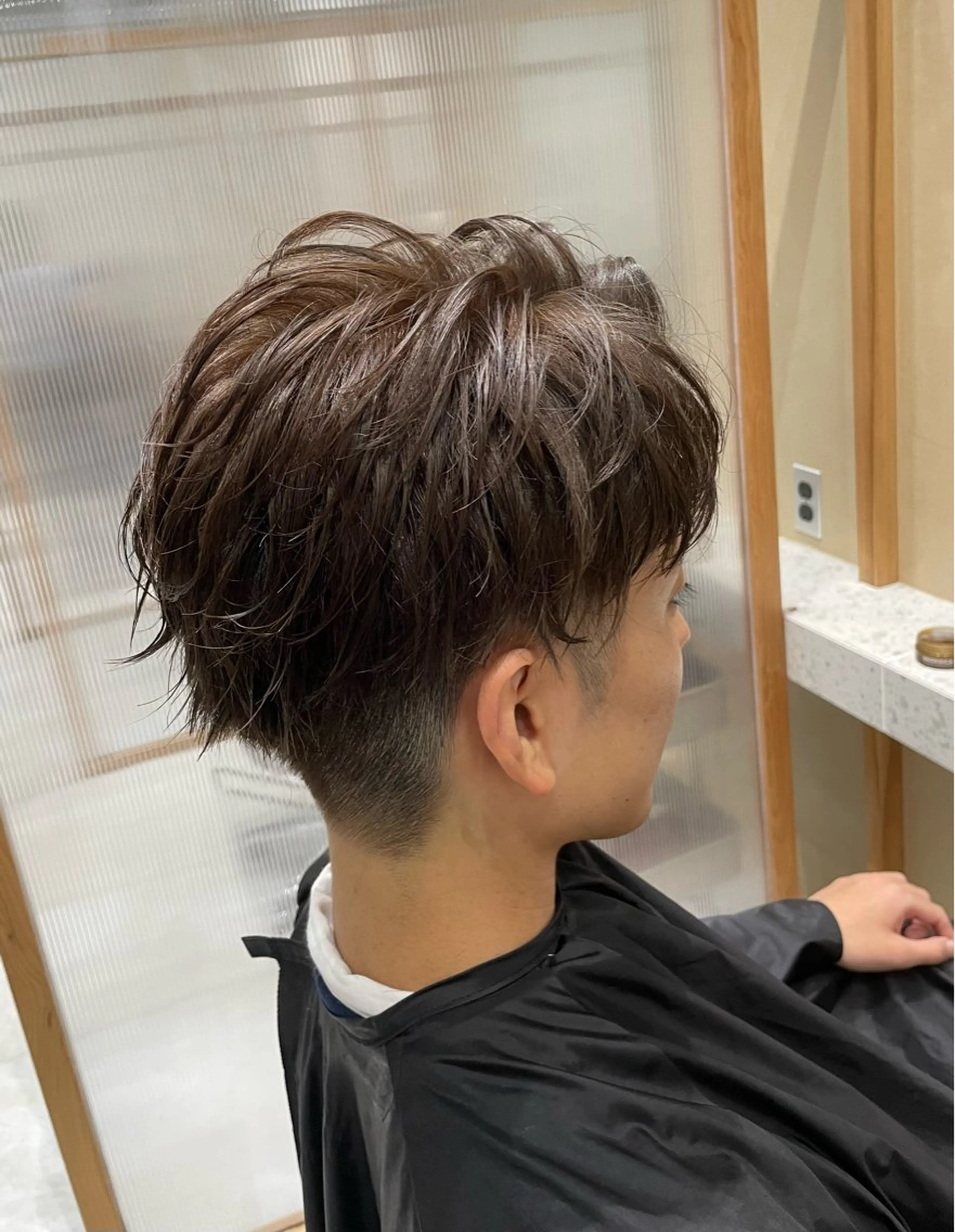 ショート カット パーマ 🥀✨暖色✨髪質改善 のプロ🫧秋元大地のヘアスタイル