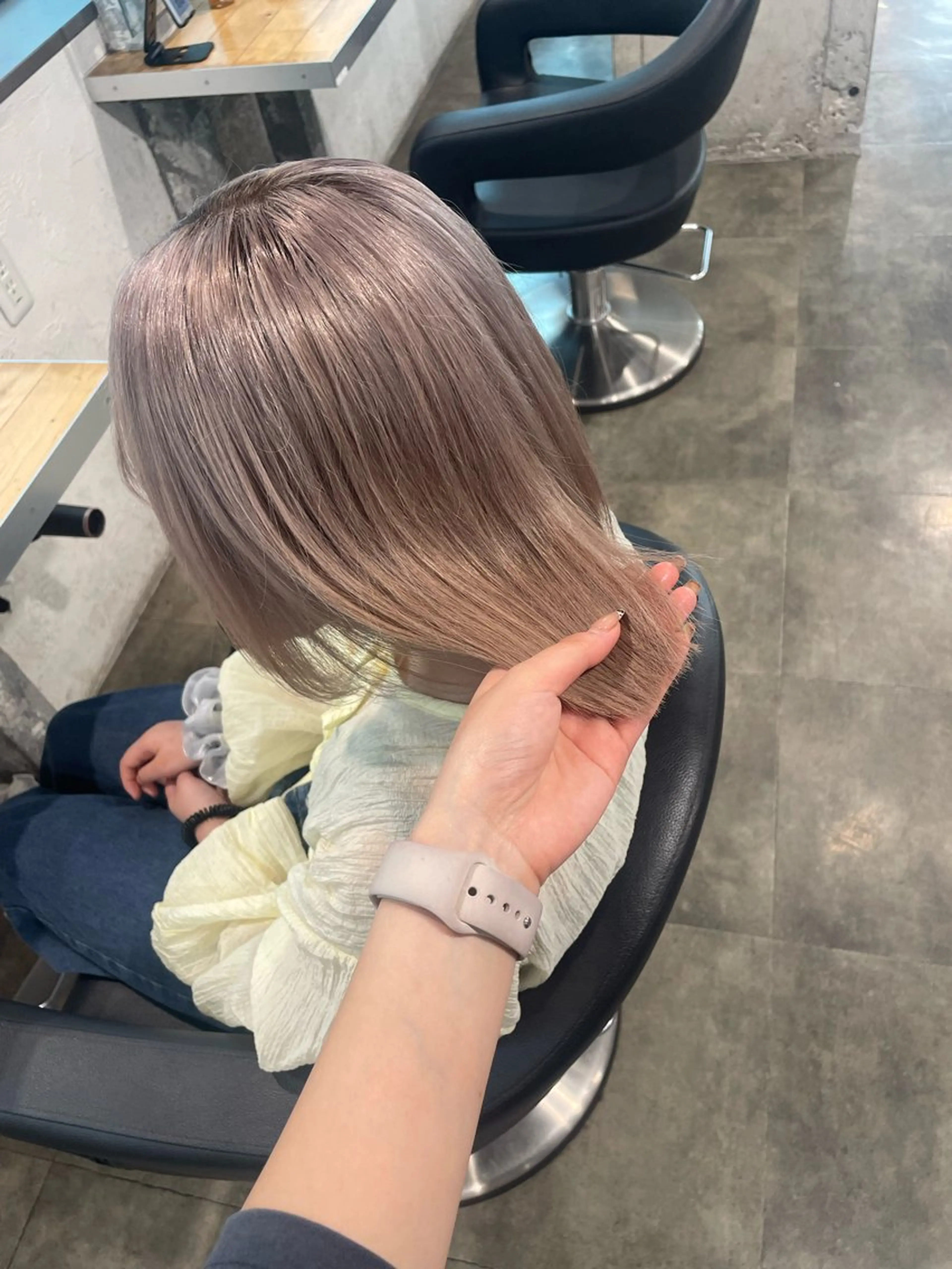 ミディアム カラー ヘアカラー ハイトーンブロンド 横浜💞ミオのヘアスタイル