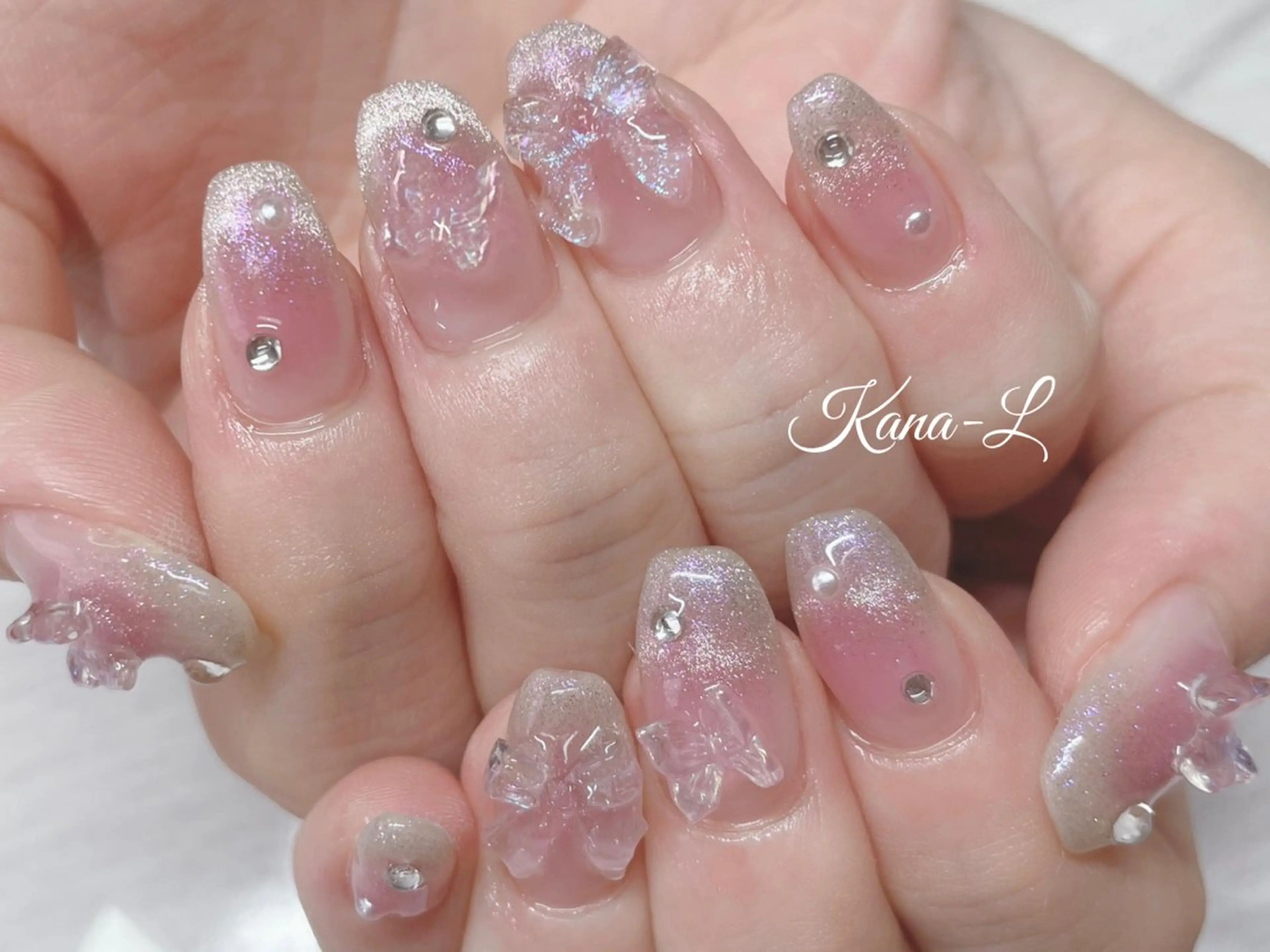 ネイル チークネイル ジェルネイル 韓国ネイル マグネットネイル パラジェル 芦辺 香奈のネイルデザイン