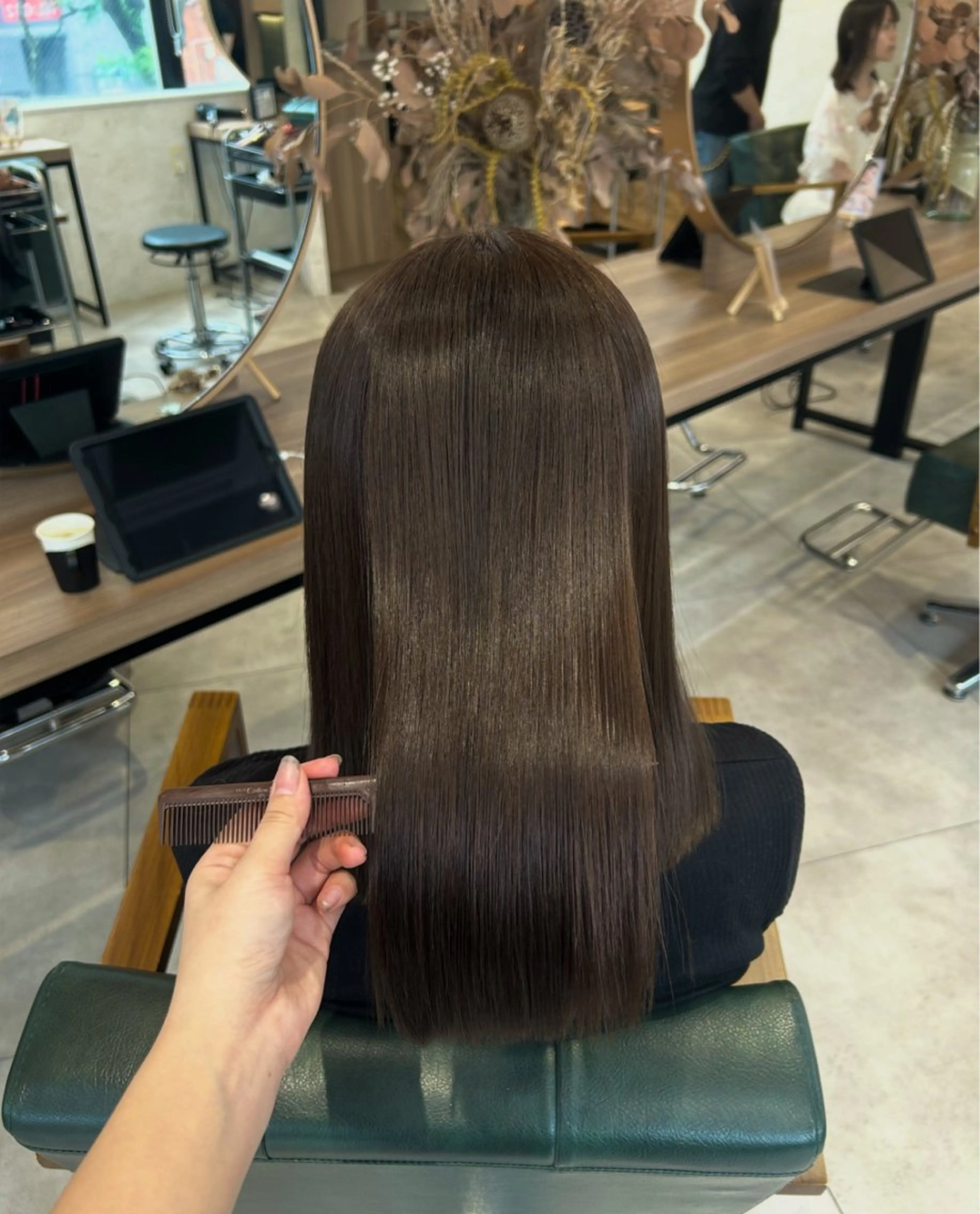 セミロング カラー ブラウンカラー オリーブブラウン カット トリートメント 赤みなしカラー🍐/ 艶髪✨/ririkaのヘアスタイル