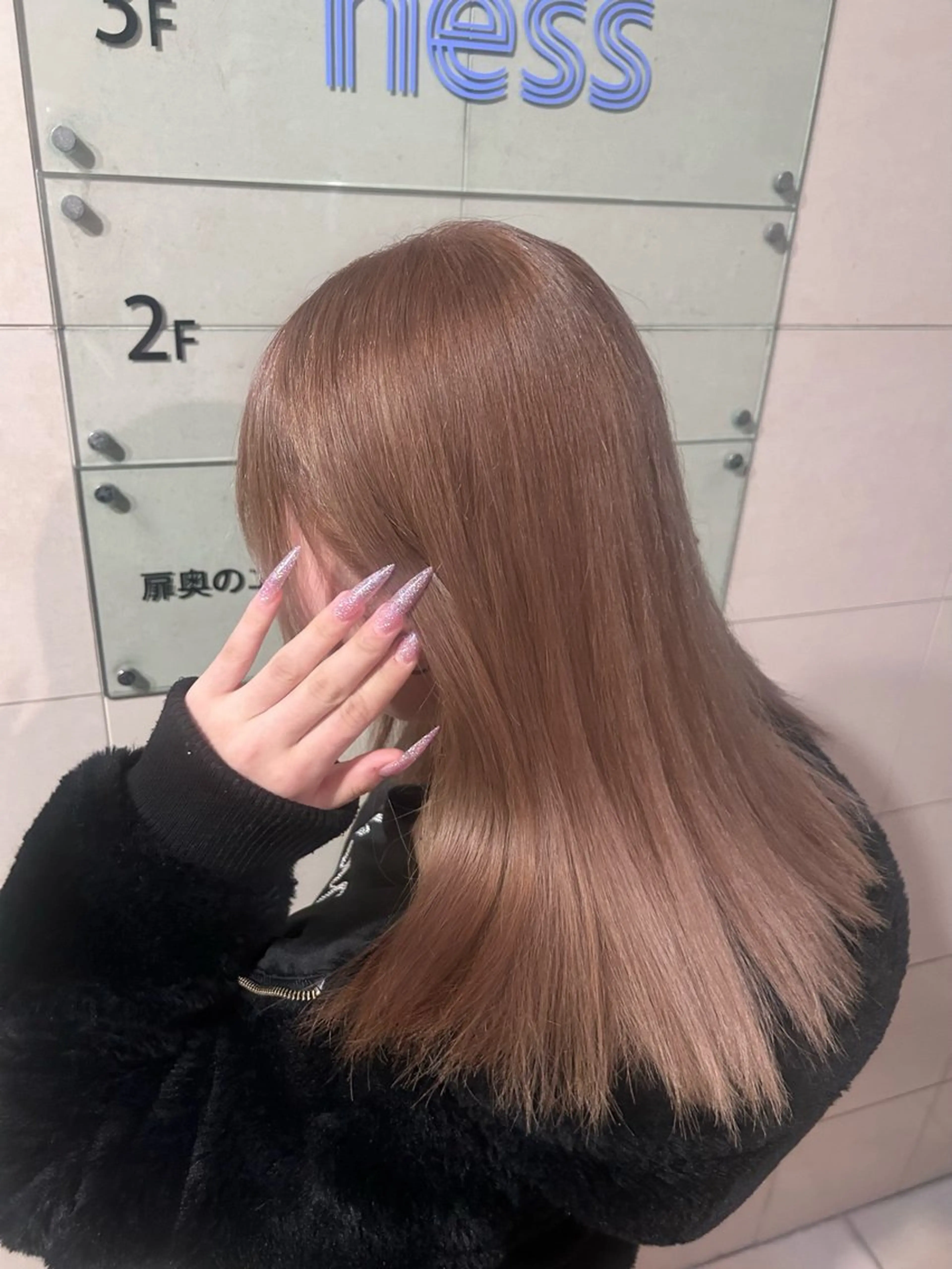 セミロング カラー 🐩🎀ness / ルリ🔮🍓のヘアスタイル