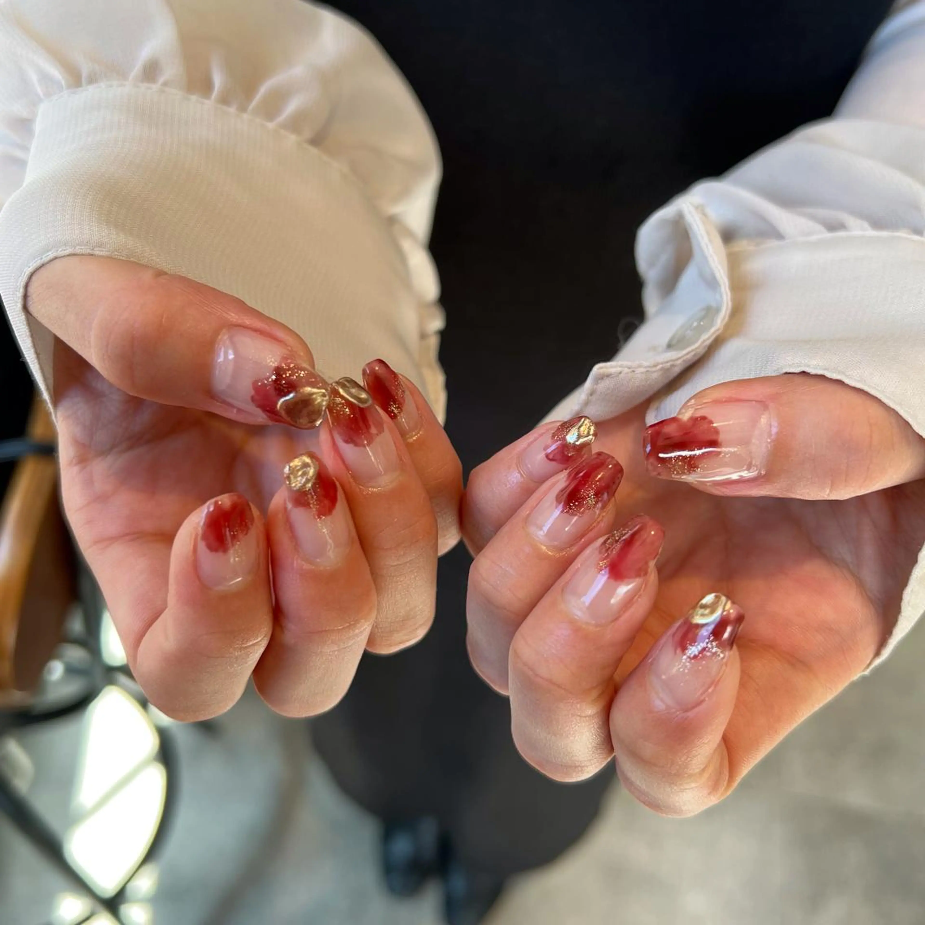 ネイル べっ甲ネイル ゴールド ミラーネイル ニュアンスネイル ぷっくりネイル パラジェル登録サロン N°nail 立川のネイルデザイン