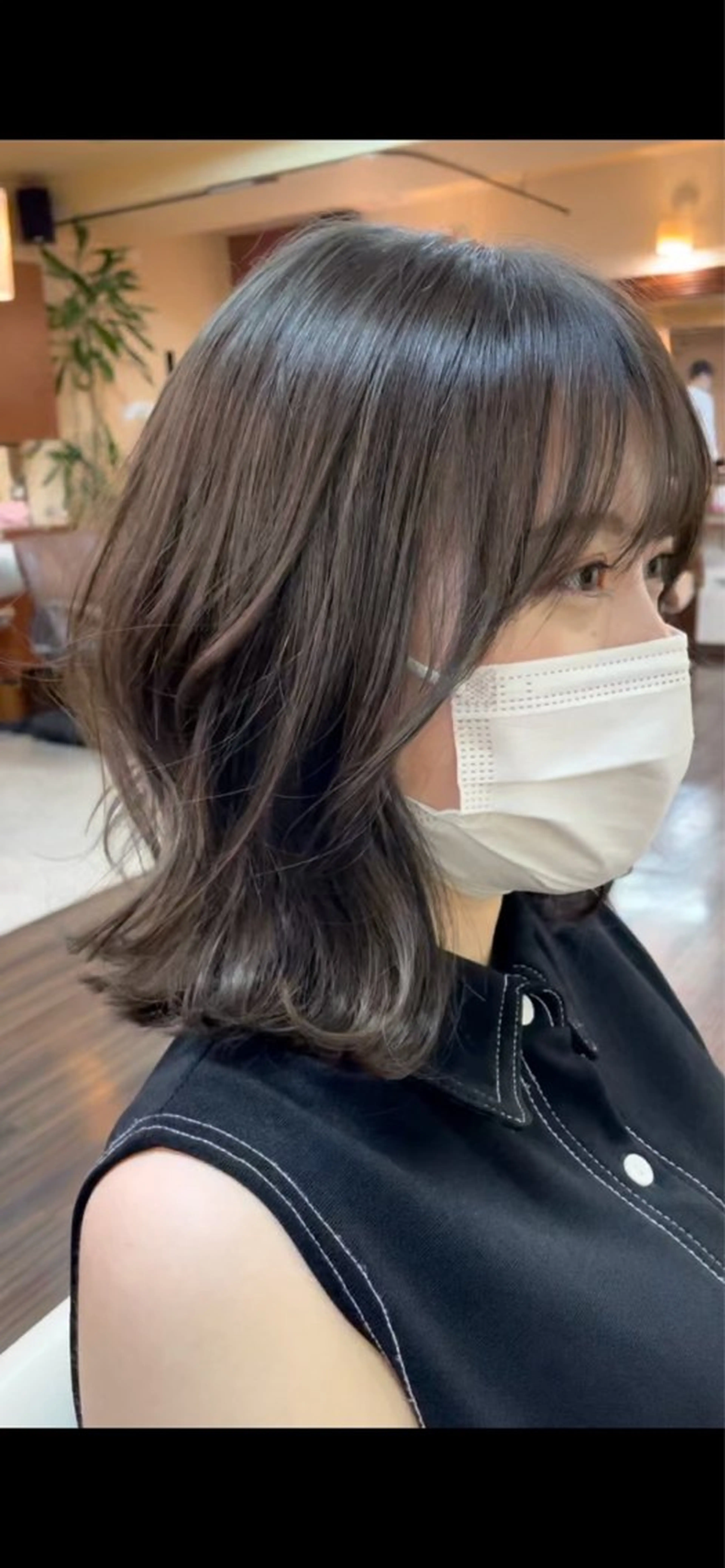 ミディアム 西形 梨瑚のヘアスタイル