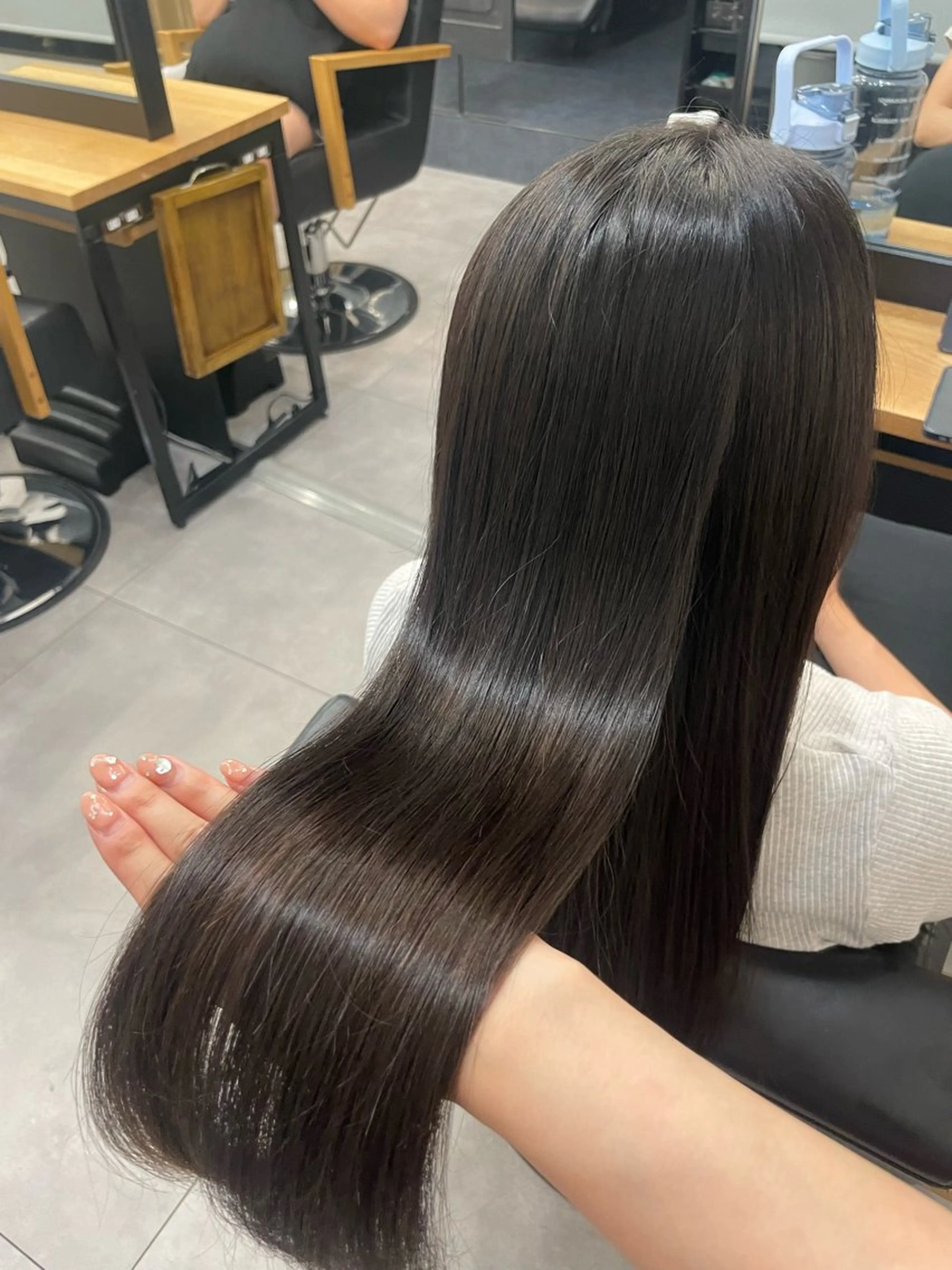 ロング カット 縮毛矯正 トリートメント 今村 南穂のヘアスタイル