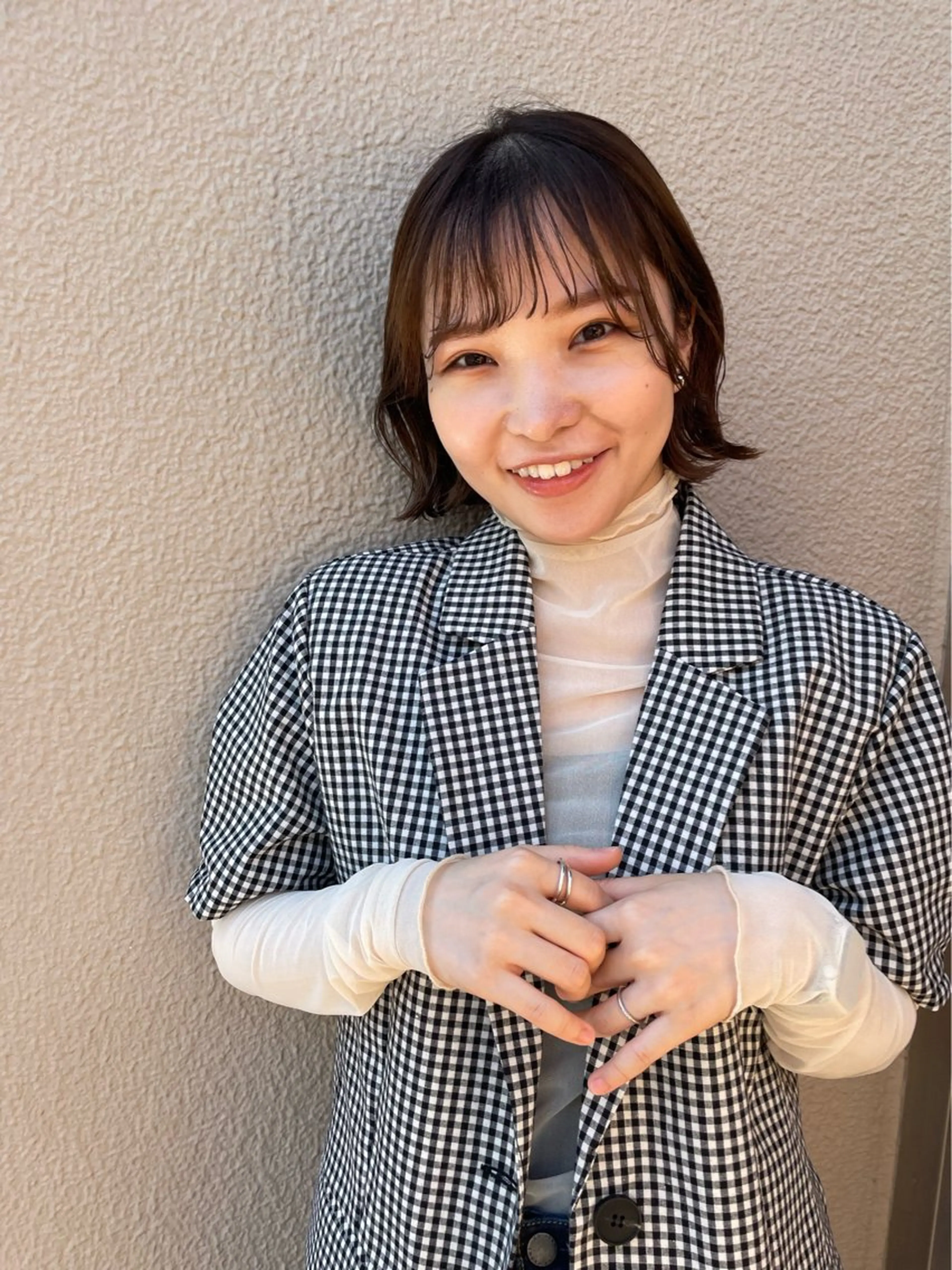 ミディアム カット ヘアカラー 西山 瑞希のヘアスタイル
