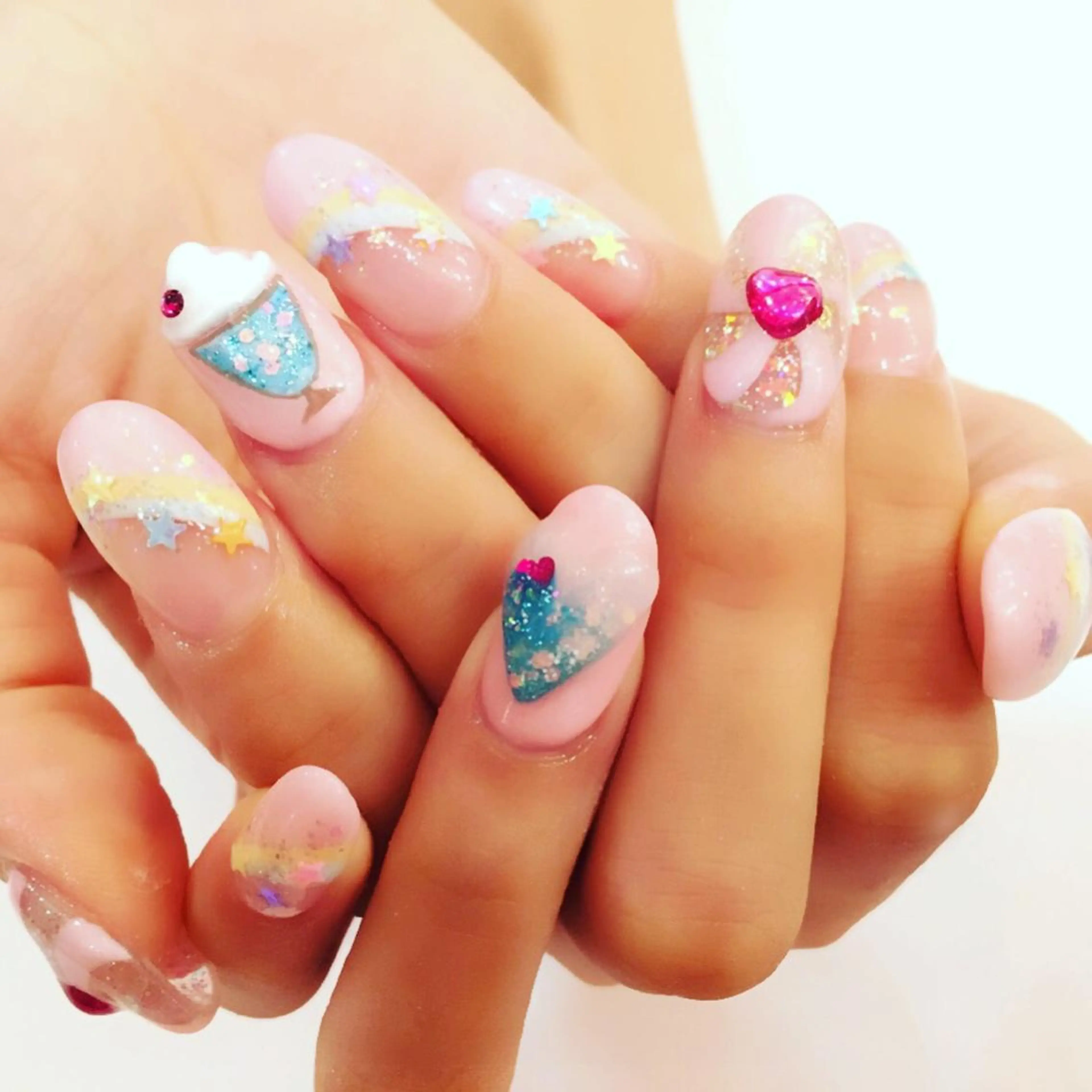 セミロング カラー パーマ ヘアアレンジ メンズ キッズ ネイル マツエク・マツパ 学生（メンズ向け） 付け放題 学生 アートネイル フットネイル NAILSGOGO shibuyaのネイルデザイン