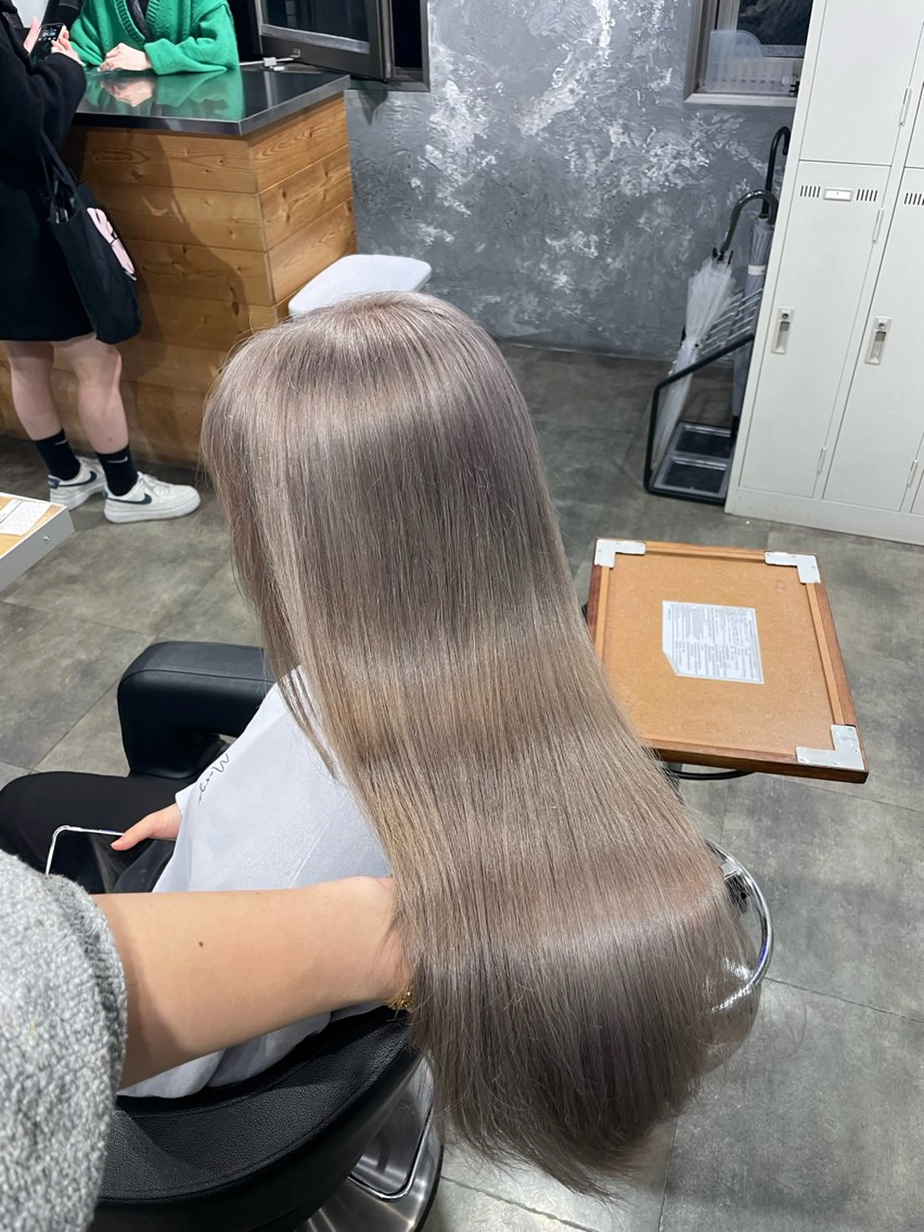 ロング ヘアカラー ハイトーンブロンド 横浜💞ミオのヘアスタイル