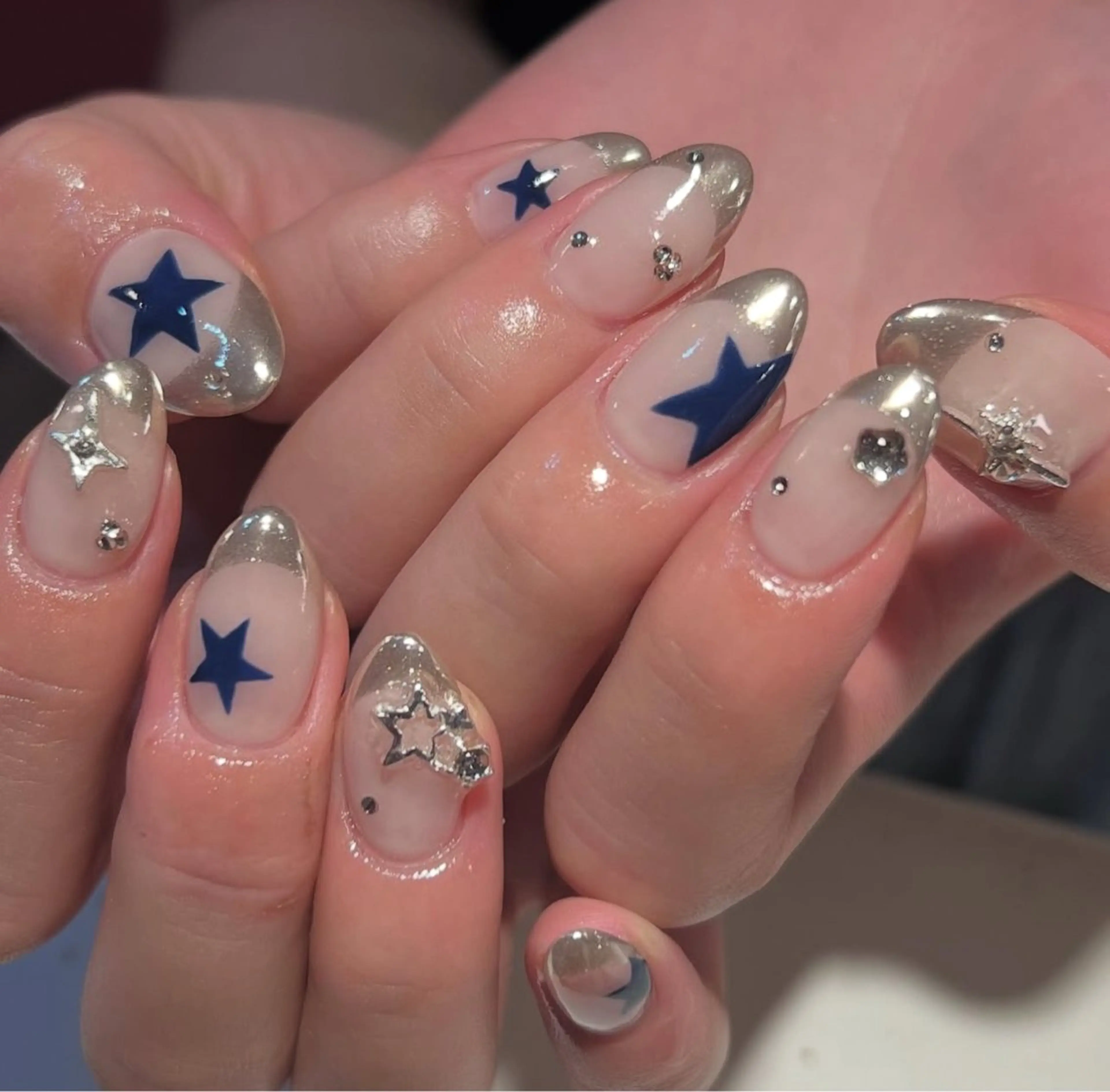ネイル ハンドネイル Le Clavier  Nail Salon所属・佐藤 ゆきのネイルデザイン