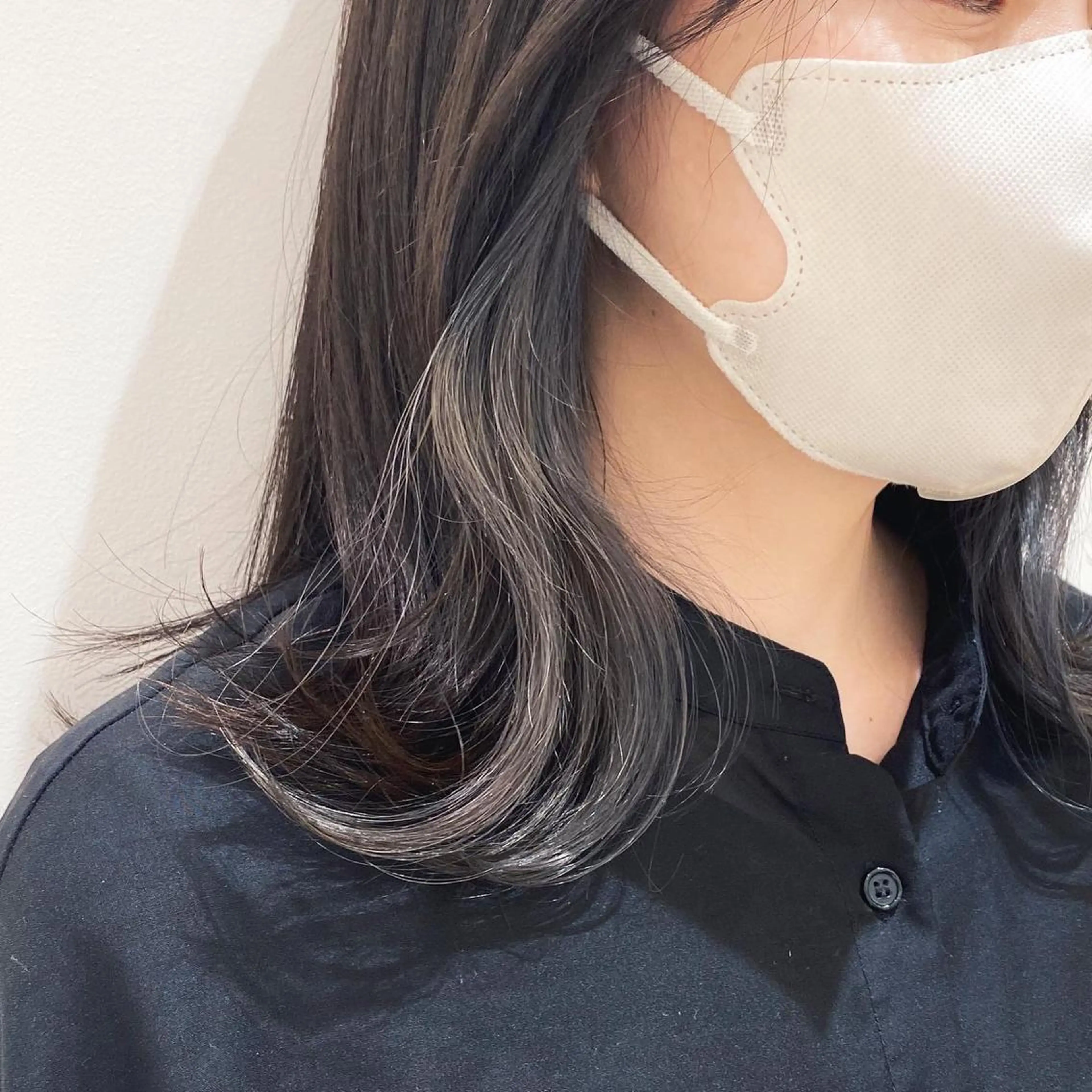 ミディアム カラー カット ヘアカラー トリートメント プレイングカラー🤍 細めハイライトのヘアスタイル