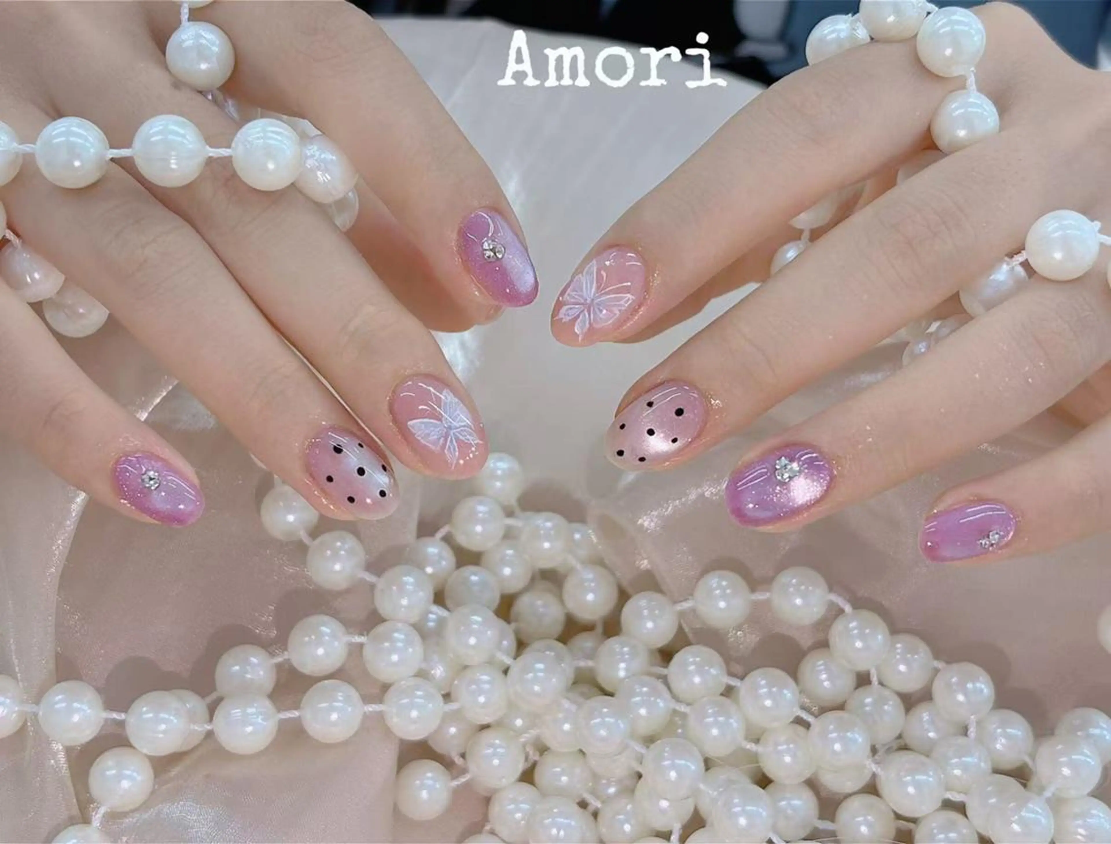 ネイル 佐藤 しおんのネイルデザイン