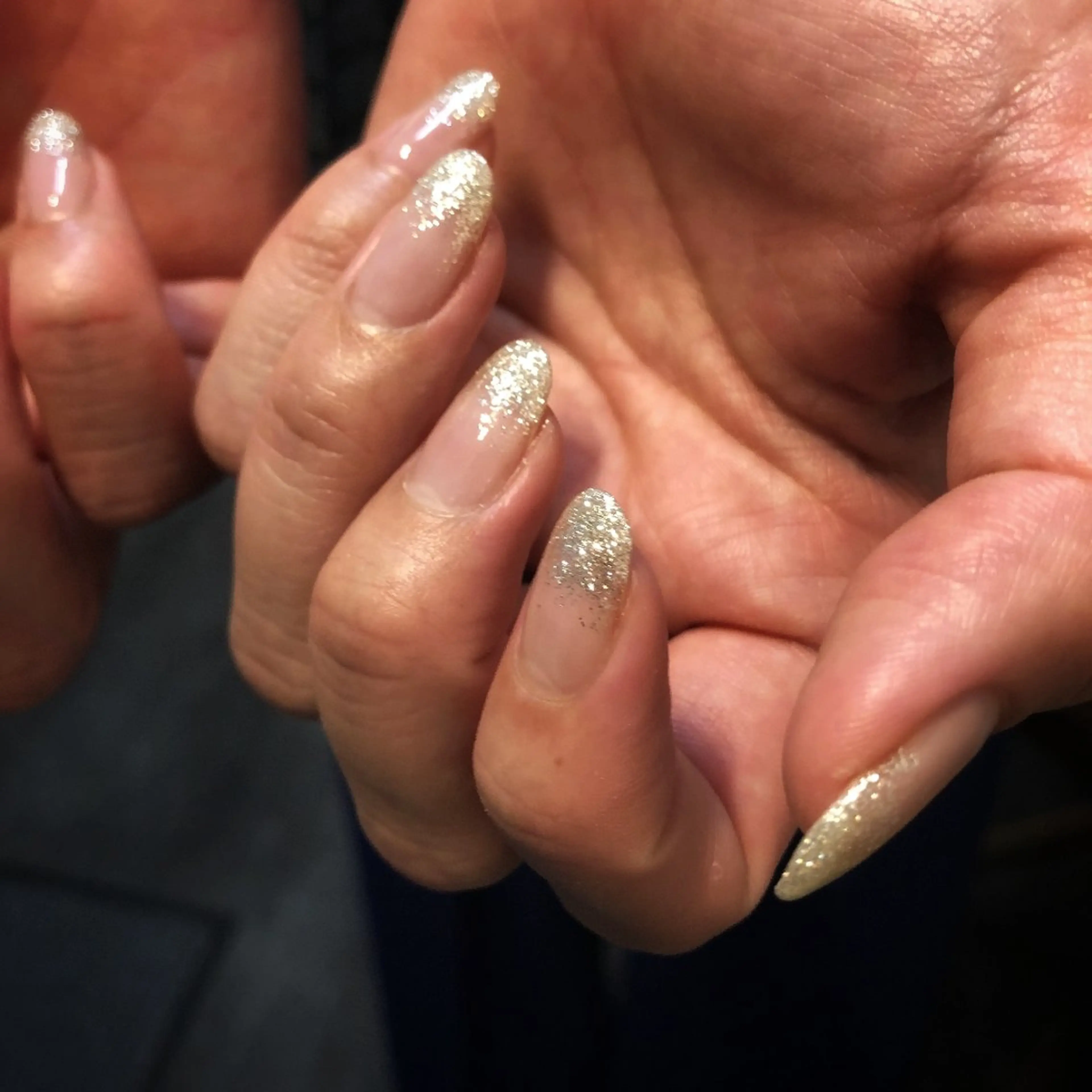 ネイル ラメ(グリッター) ラメグラデーション ハンドネイル 川澄もえ/ relownail のネイルデザイン