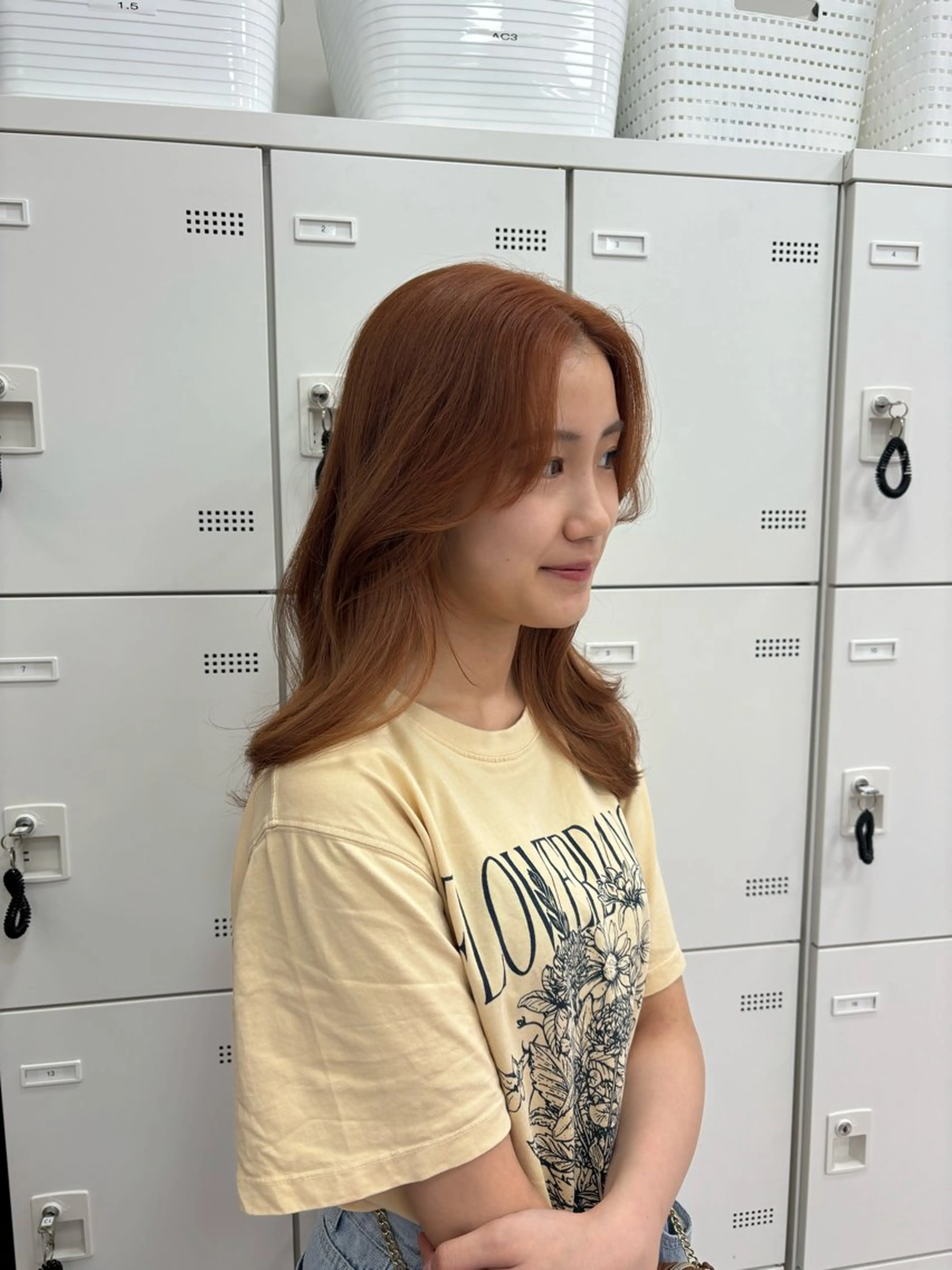 ロング カラー カット ヘアカラー トリートメント ヘッドスパ ヘアセット 韓国レイヤー ハッシュカットのヘアスタイル