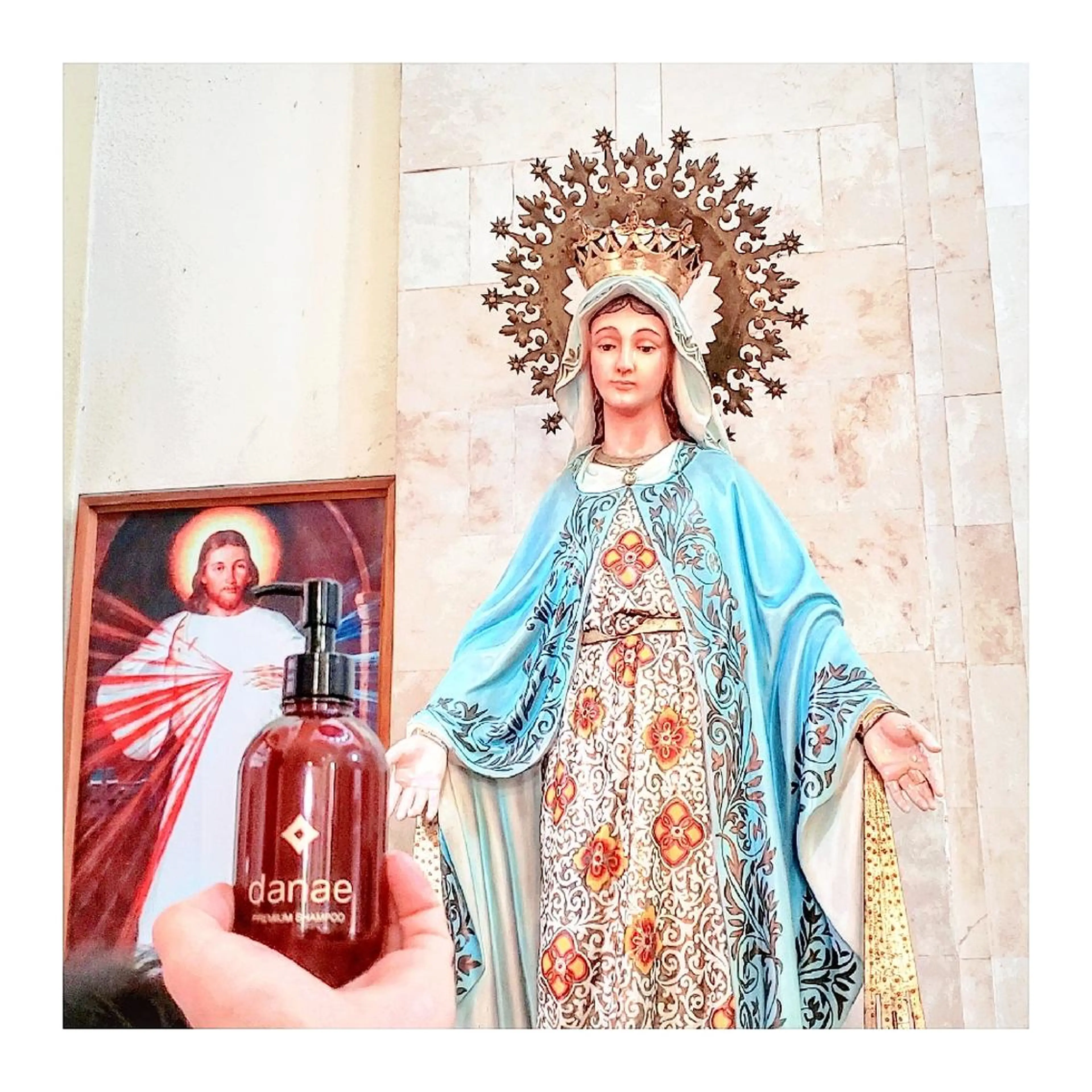 ショート カラー ブルーカラー 髪質改善 トリートメント ヘッドスパ 髪の病院ルーミールーム所属・髪の病院  ルーミールームのヘアスタイル