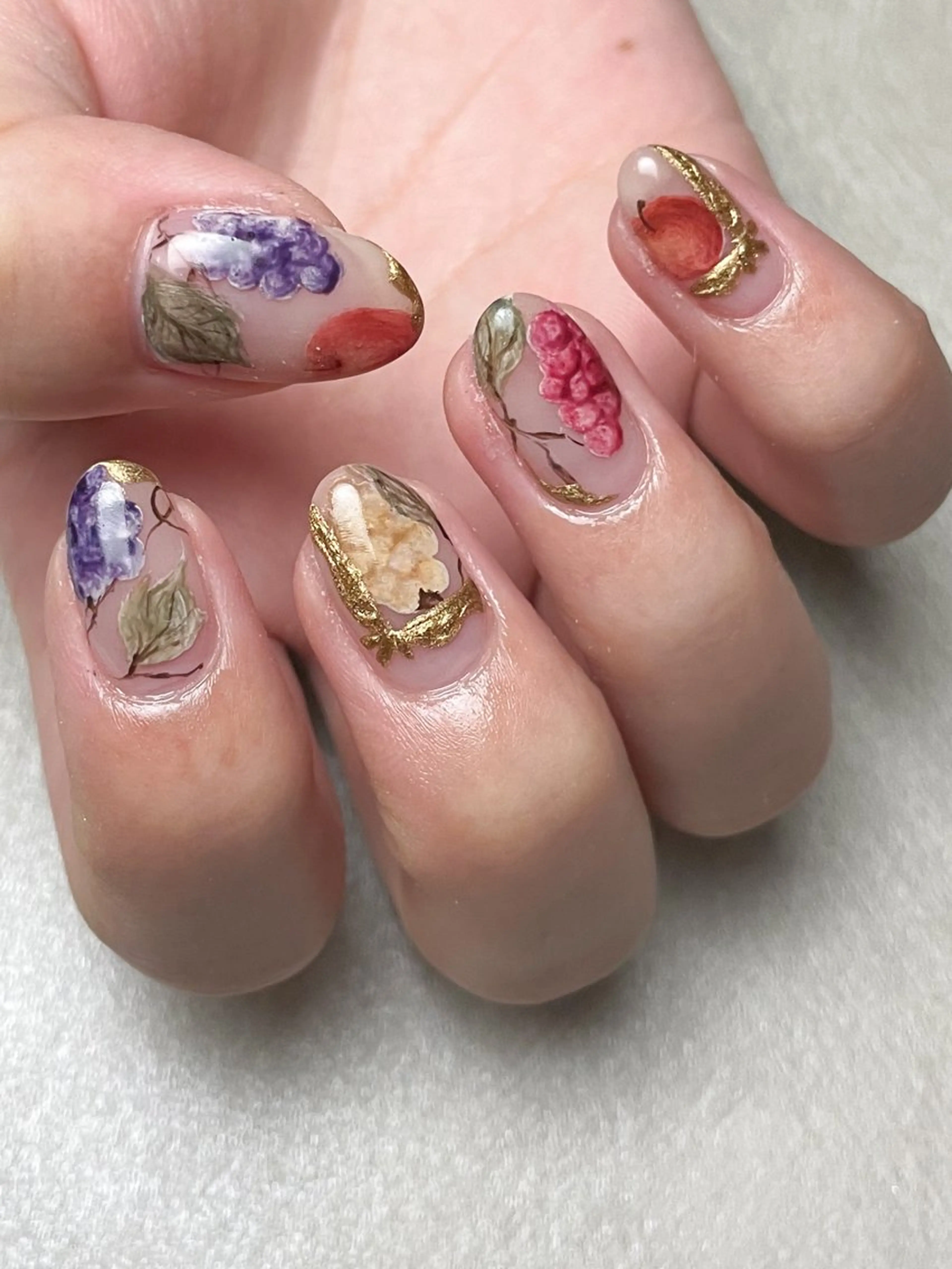 ネイル ハンドネイル atelier FIORITURA所属・FIORITURA aiのネイルデザイン