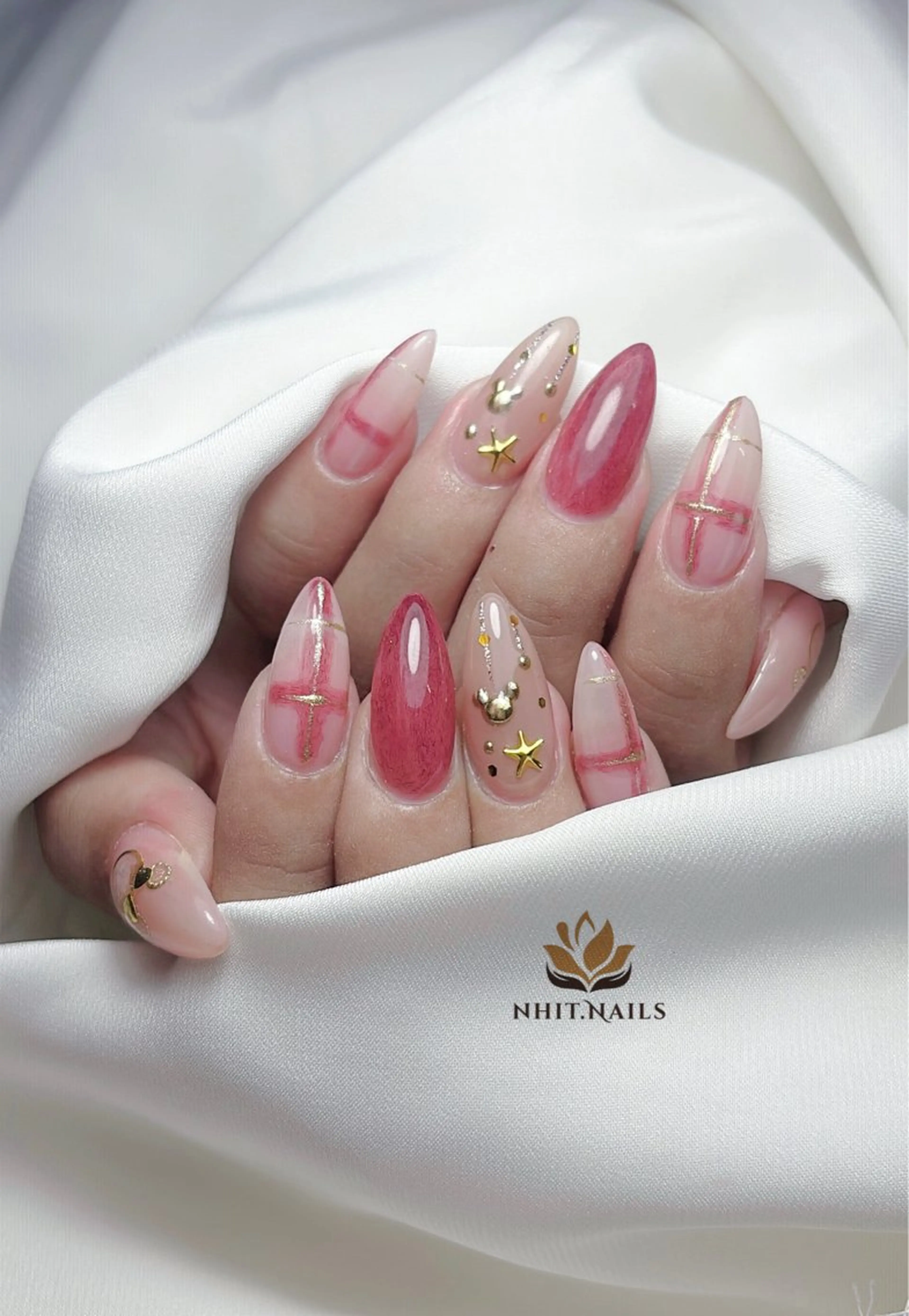 ネイル ニットネイル所属・Nhit Nailsのネイルデザイン