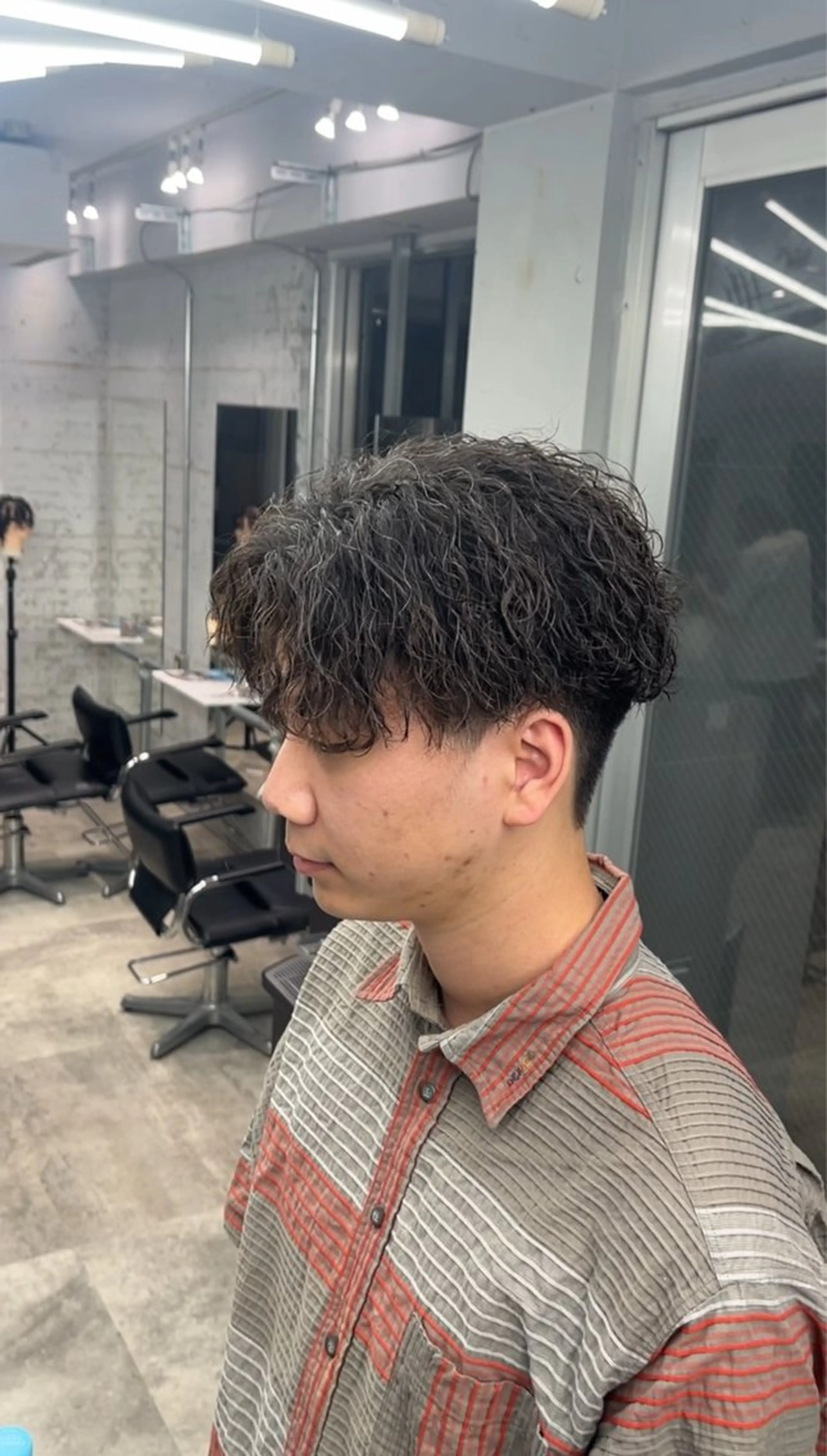 パーマ メンズ カット パーマ ØVARL　Jingumae所属・原宿/メンズパーマ/ 山﨑星音のヘアスタイル