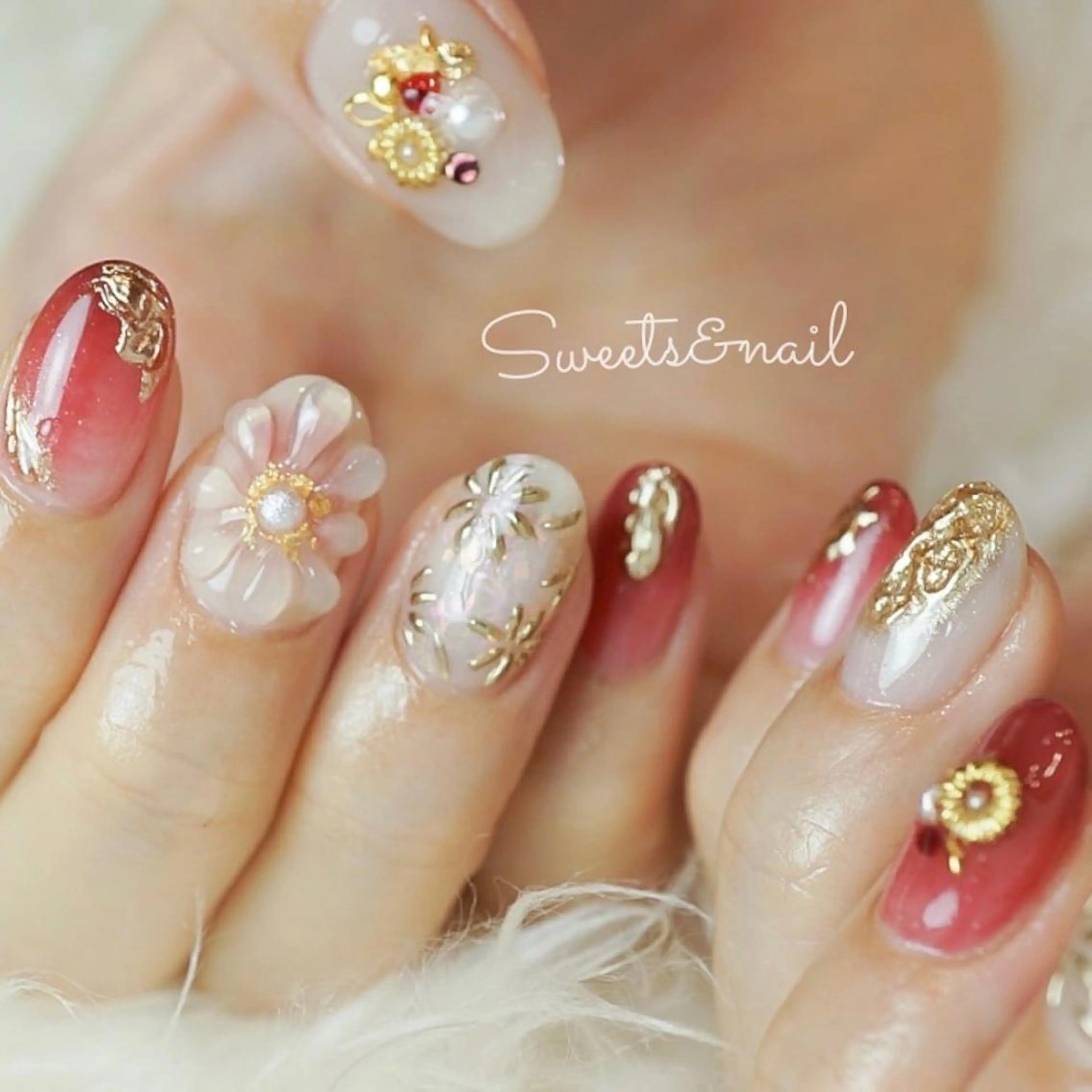 ネイル 成人式 フラワーネイル ジェルネイル ミラーネイル ニュアンスネイル Sweets &nailのネイルデザイン