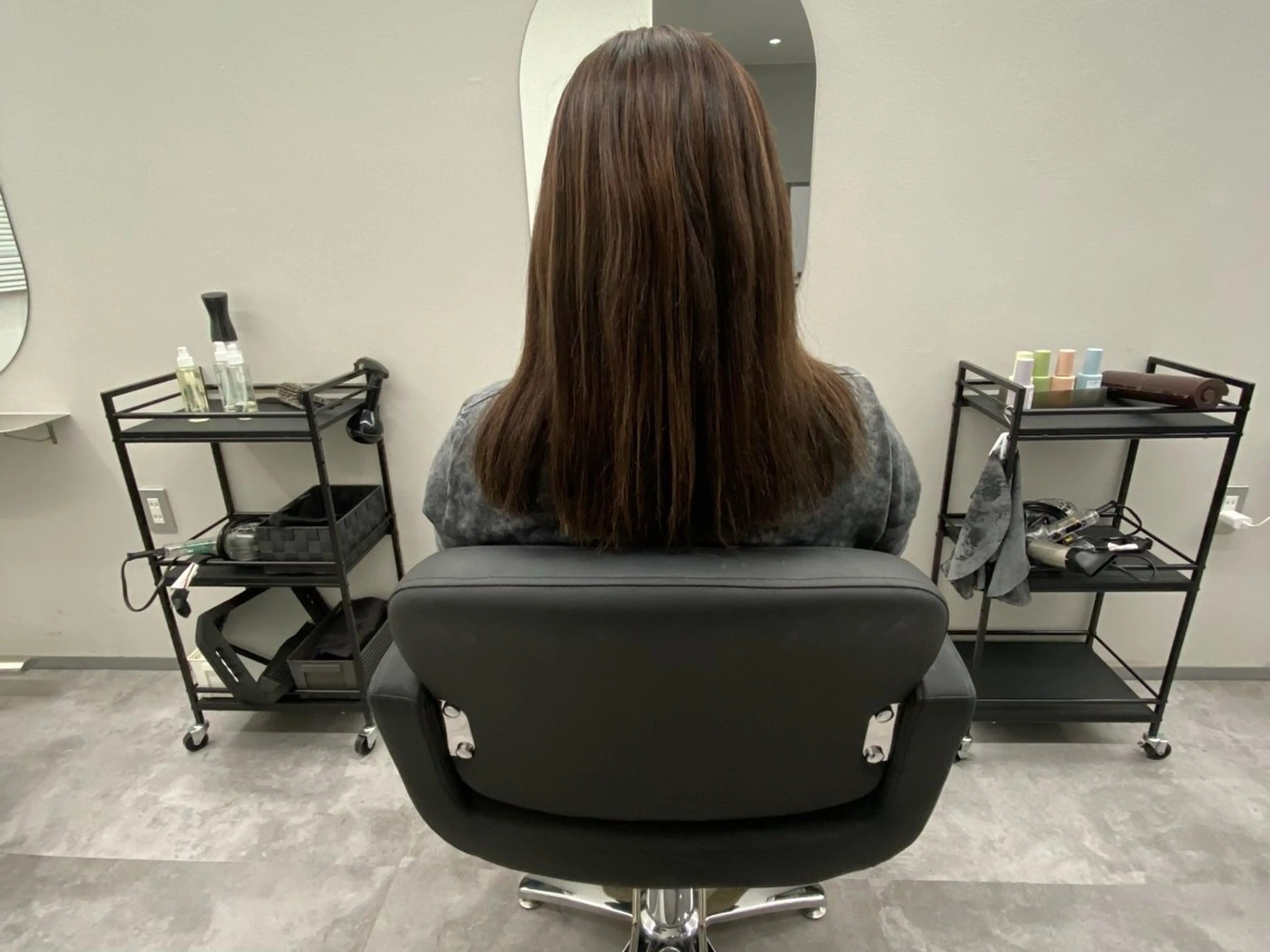 ロング カラー ブリーチ ハイライトカラー ハイライト ice prodby bloom所属・榎本 ようなのヘアスタイル