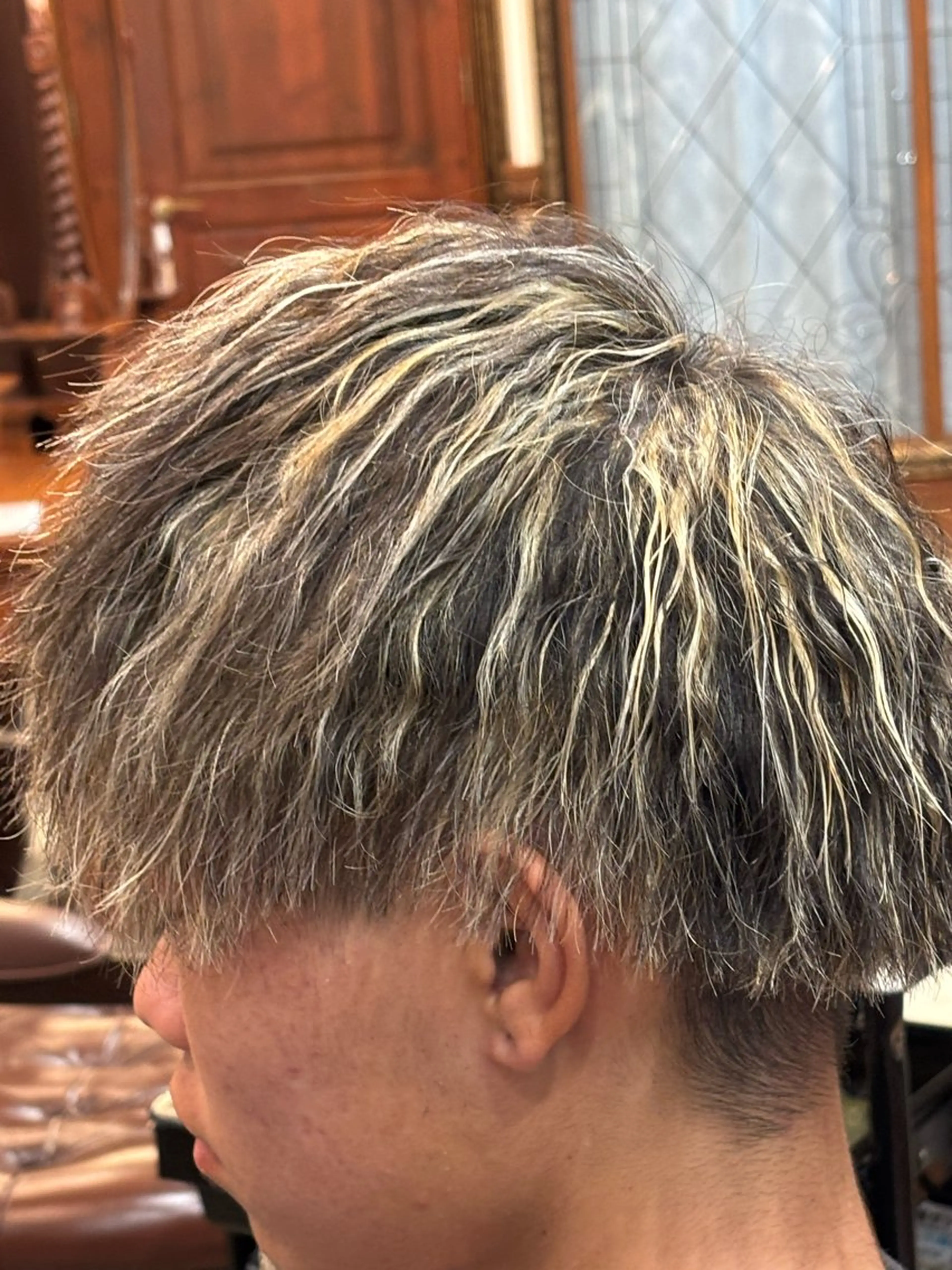 ショート カラー パーマ メンズ メンズメッシュ メッシュ おしゃれ泥棒 石原メンズ特化美容師のヘアスタイル