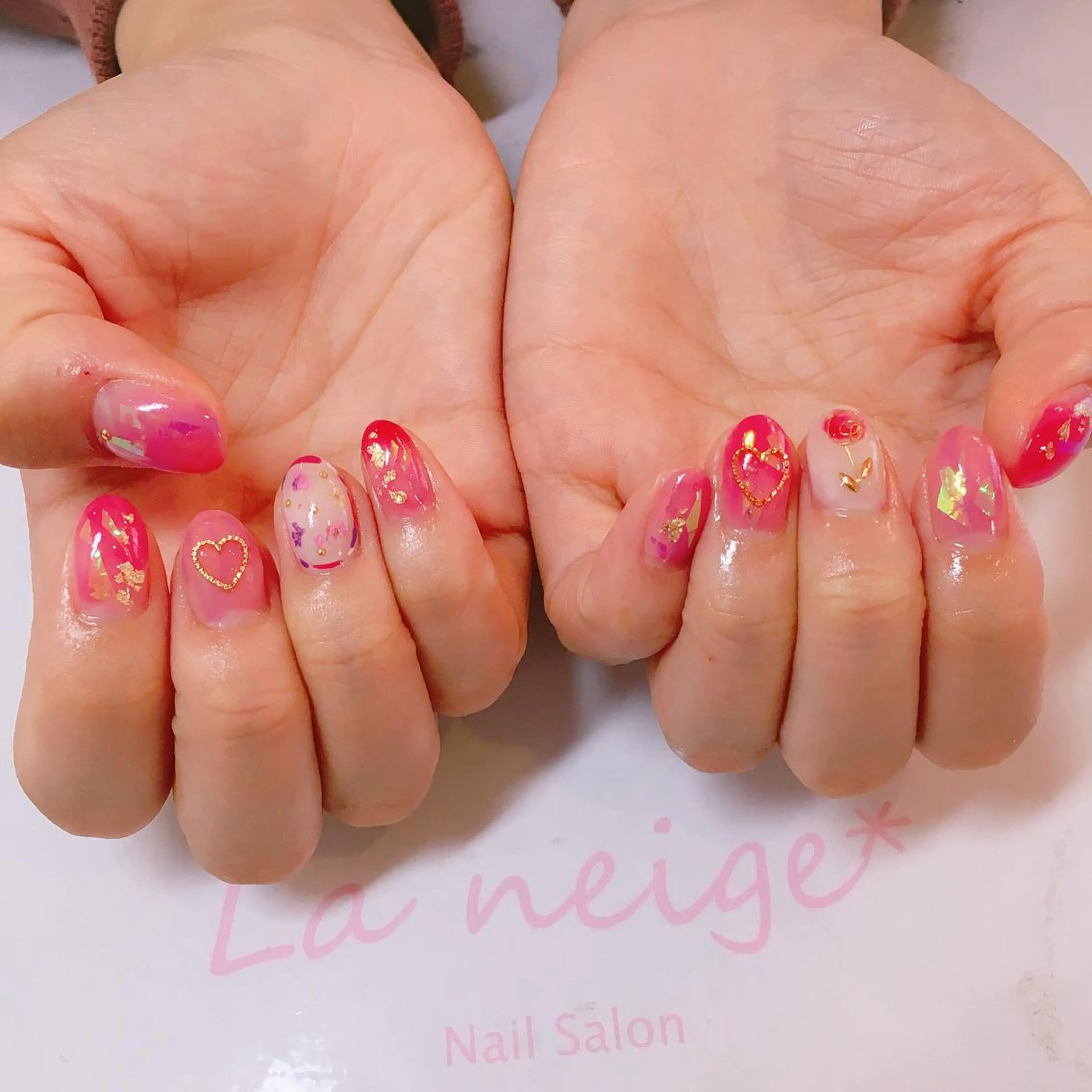 ネイル ハート La neige* yuki 🥯🍑のネイルデザイン