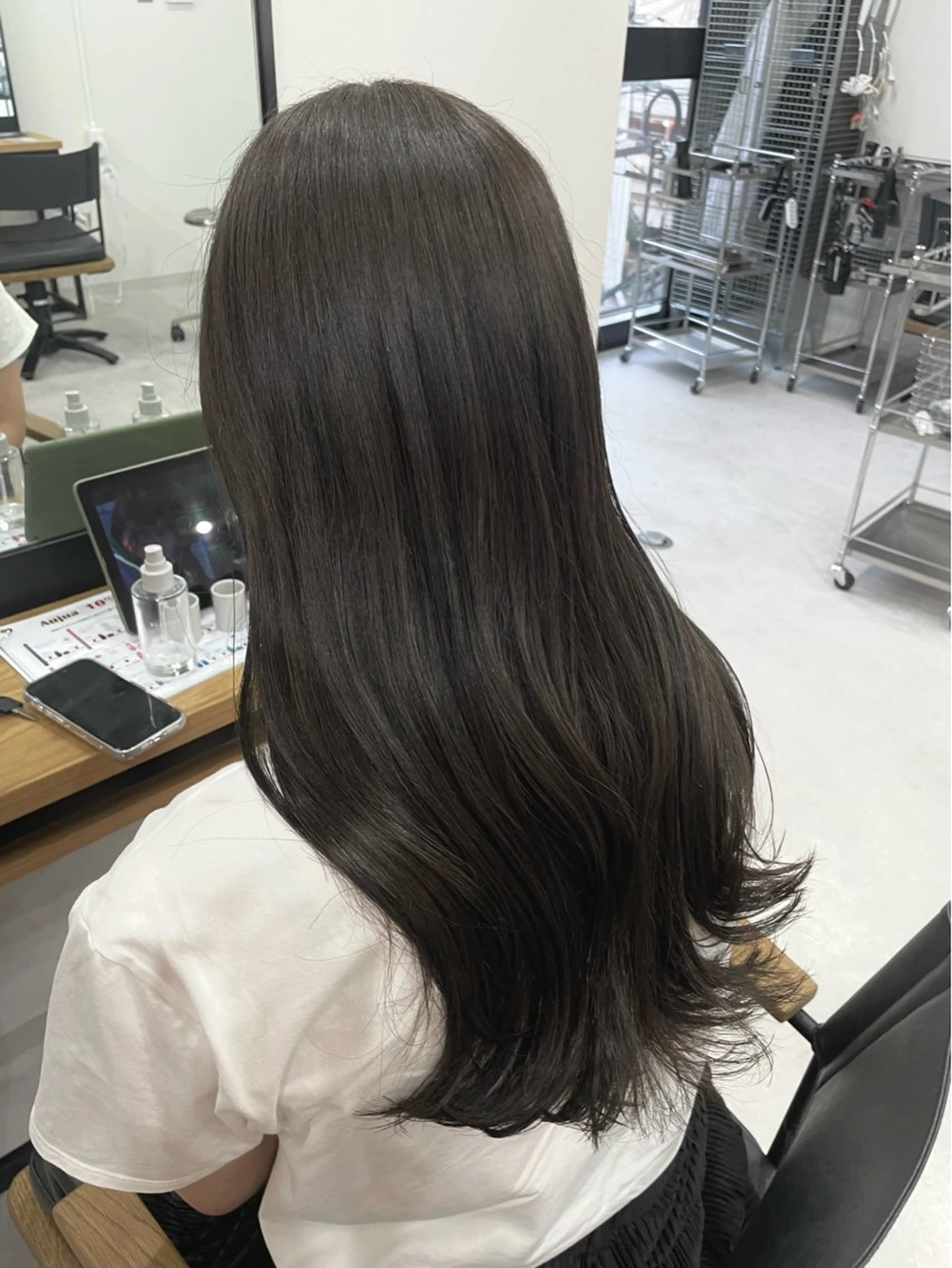 ロング カラー アッシュ アッシュブラウン ブラウンカラー カット ヘアカラー トリートメント ULu.岡山駅店/ Minaのヘアスタイル