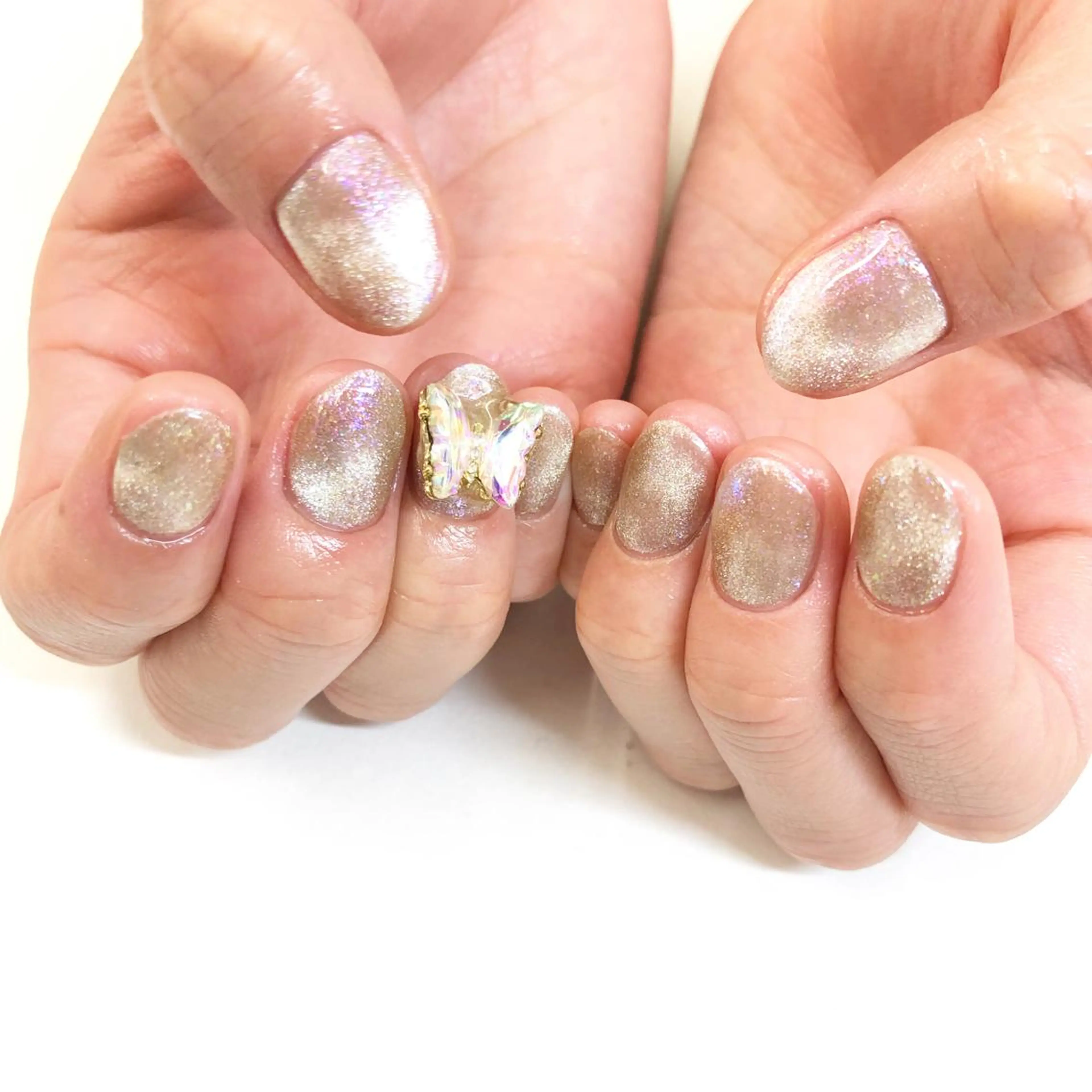 ネイル マグネットネイル ハンドネイル Minami 🍓のネイルデザイン