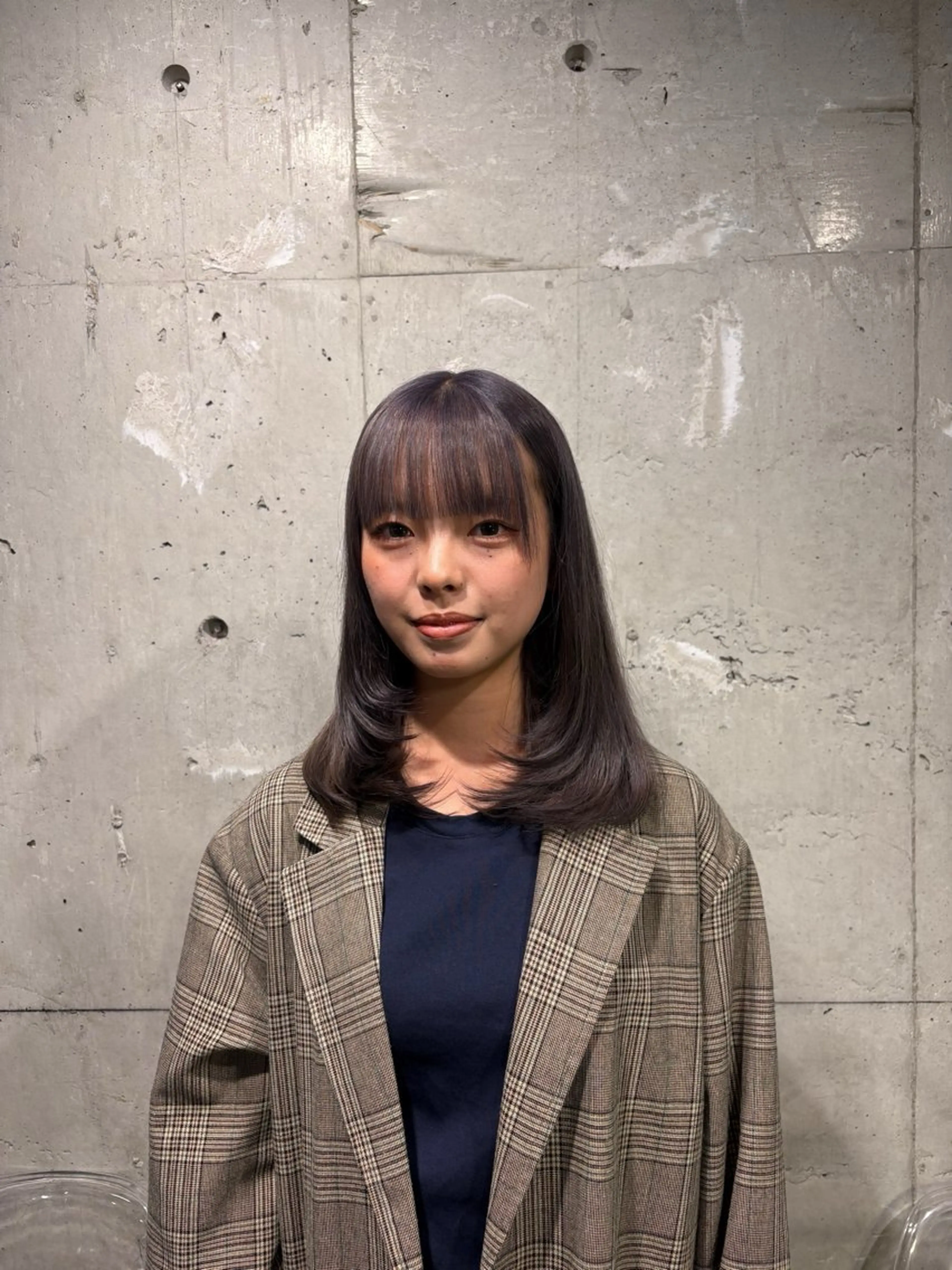 カラー カット ヘアカラー トリートメント ベージュ／ピンク【く すみカラー】レイヤーのヘアスタイル