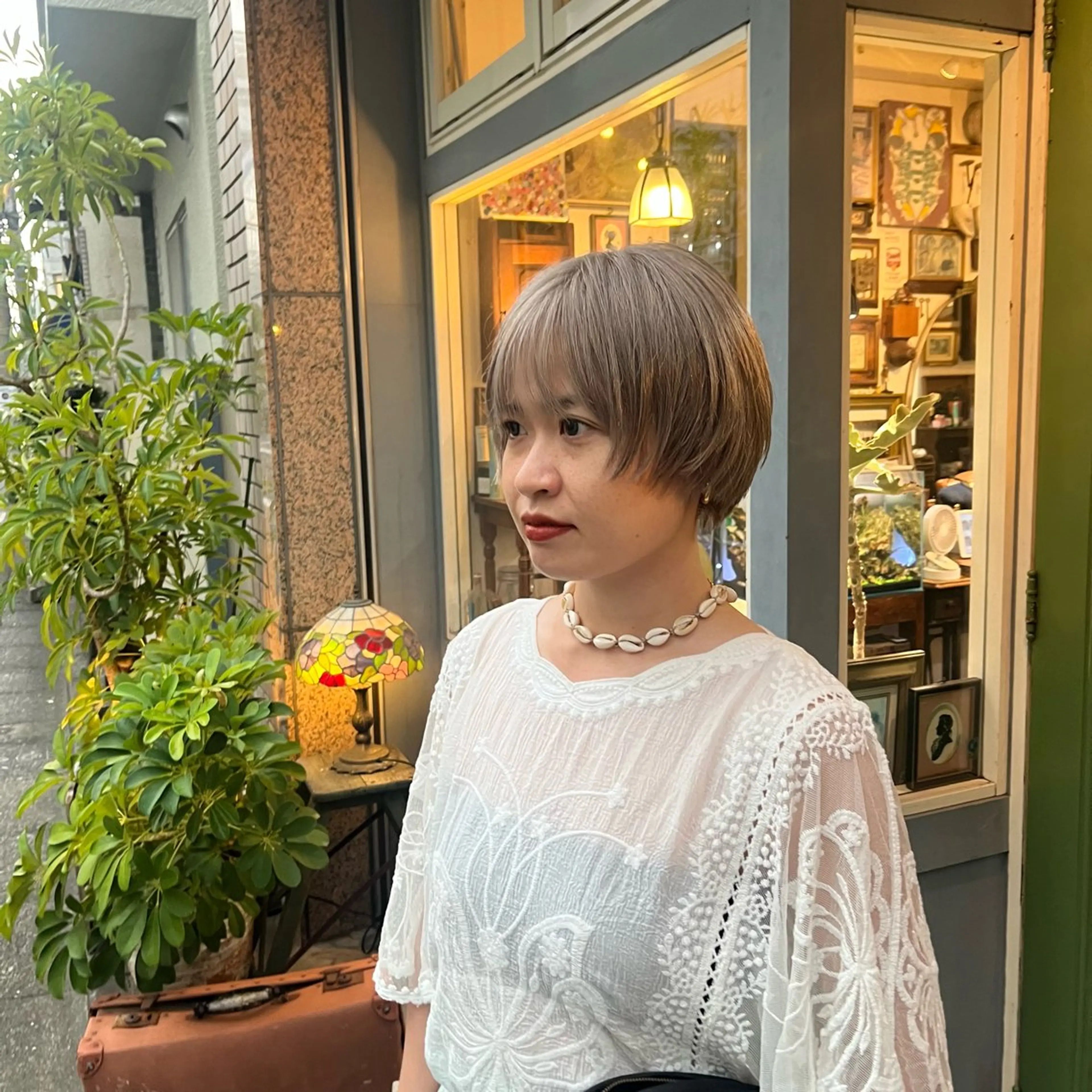 ショート カラー ヘアカラー 抜け感パーマ/ 顔まわり/緒方椋のヘアスタイル
